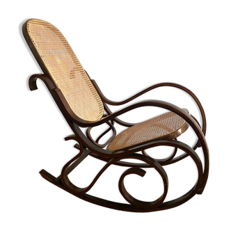 Rocking chair cannage and wood