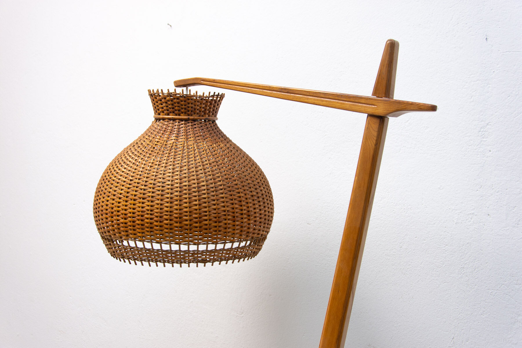 Mid century single floor lamp from Krasna Jizba, 1950´s, Czechoslovakia