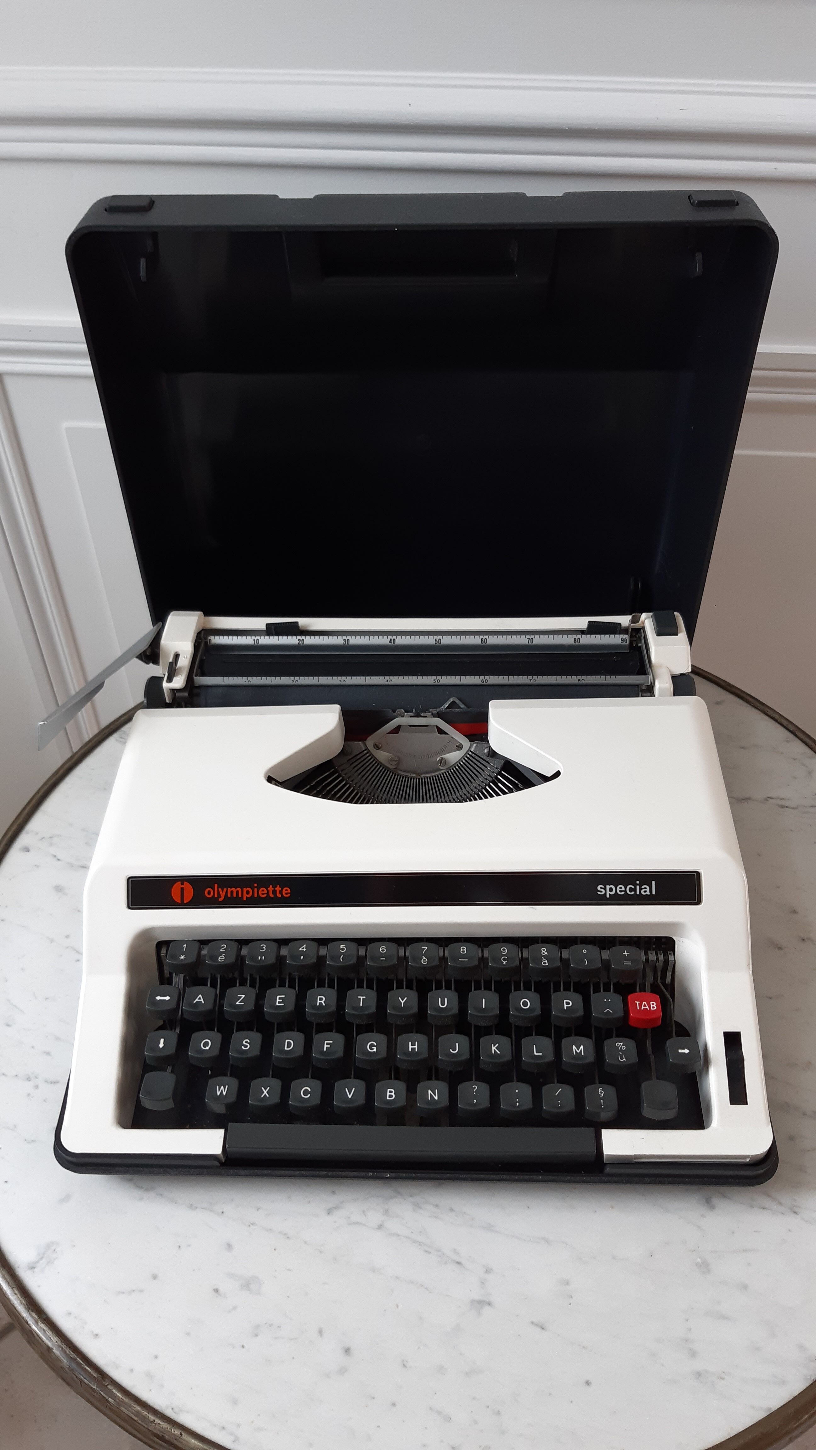 Olympiette typewriter special 70s