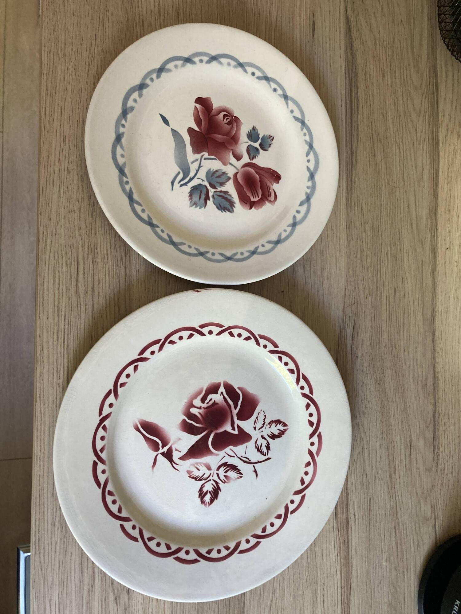 Digoin plate