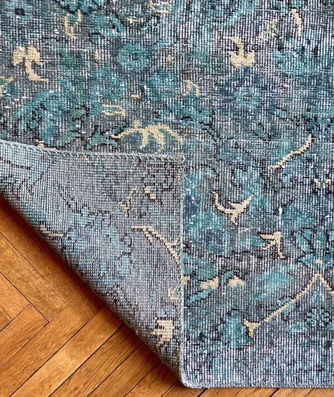 Vintage King carpet 246 x 138 cm