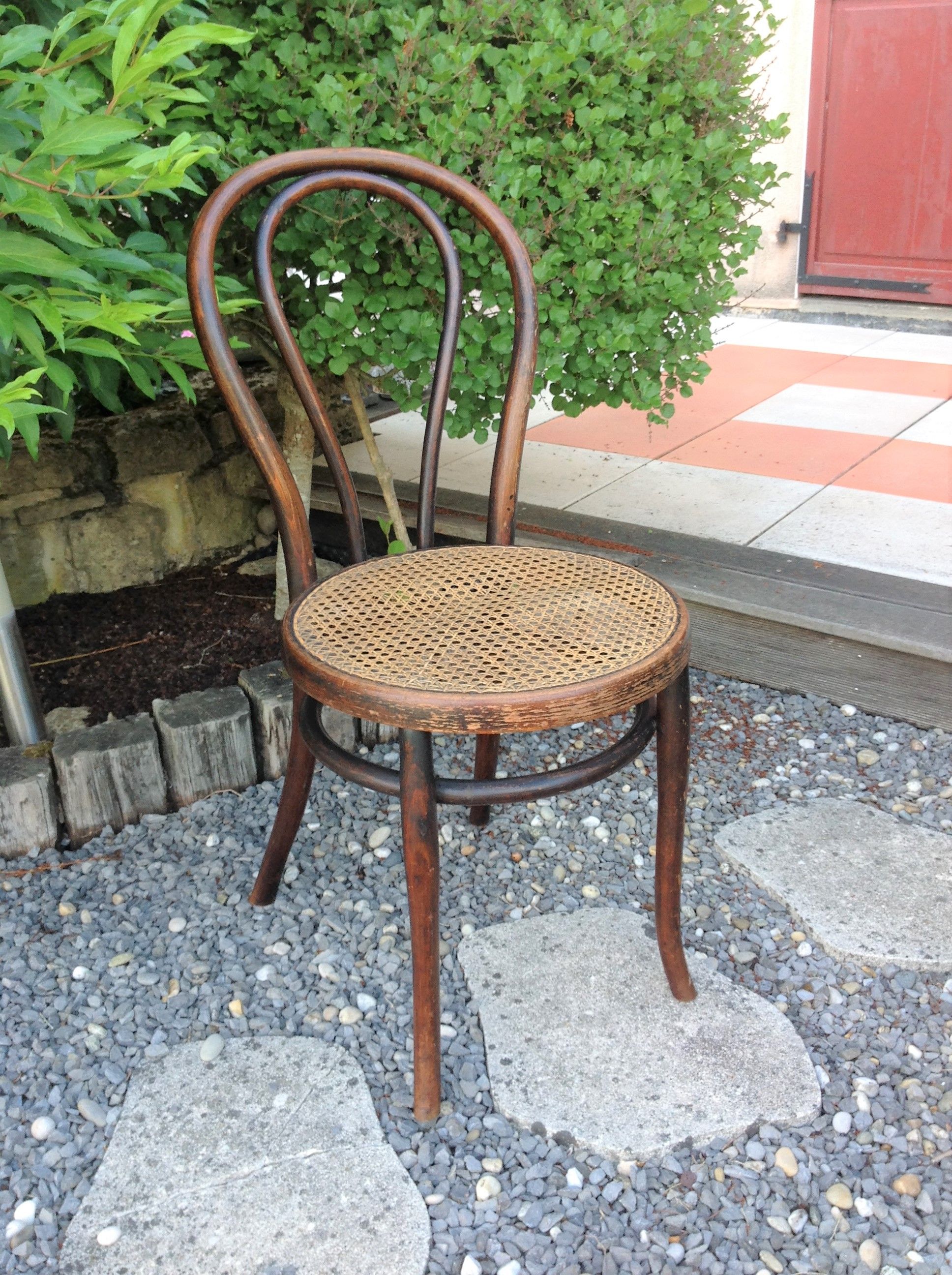 Bistro chair in curved wood and cannage / vintage years 30-40
