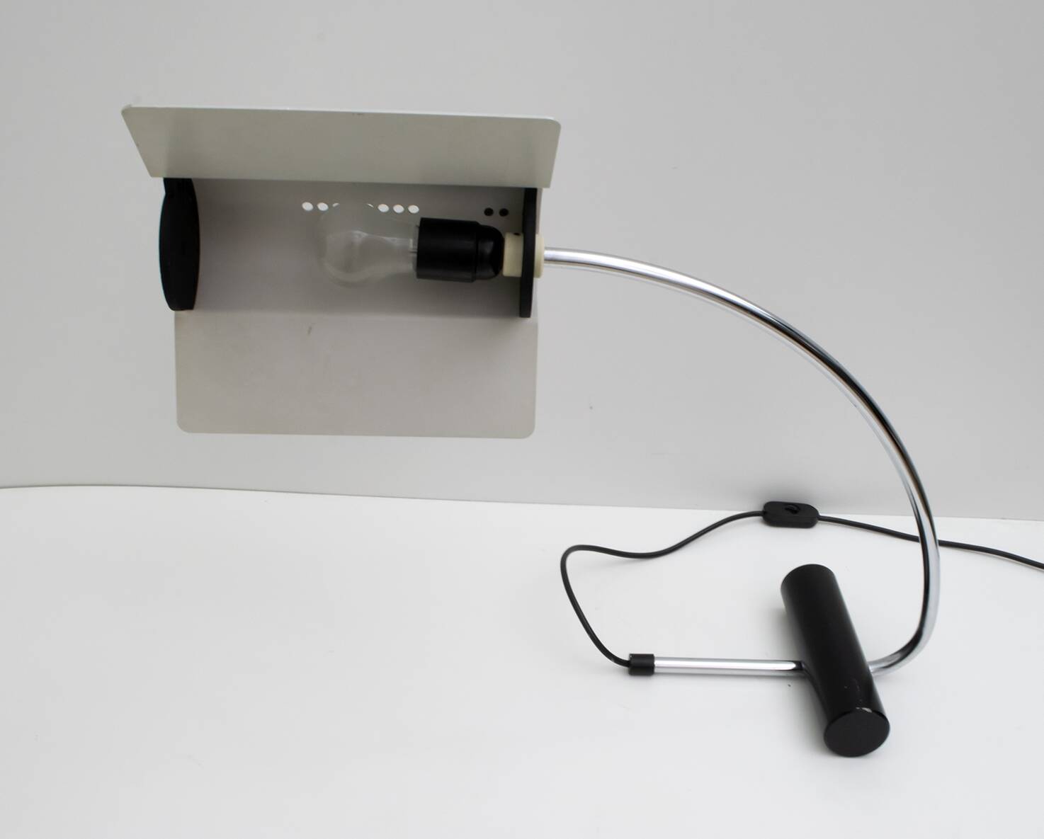 Mid-Century Modern Italian Table Lamp, 1960s