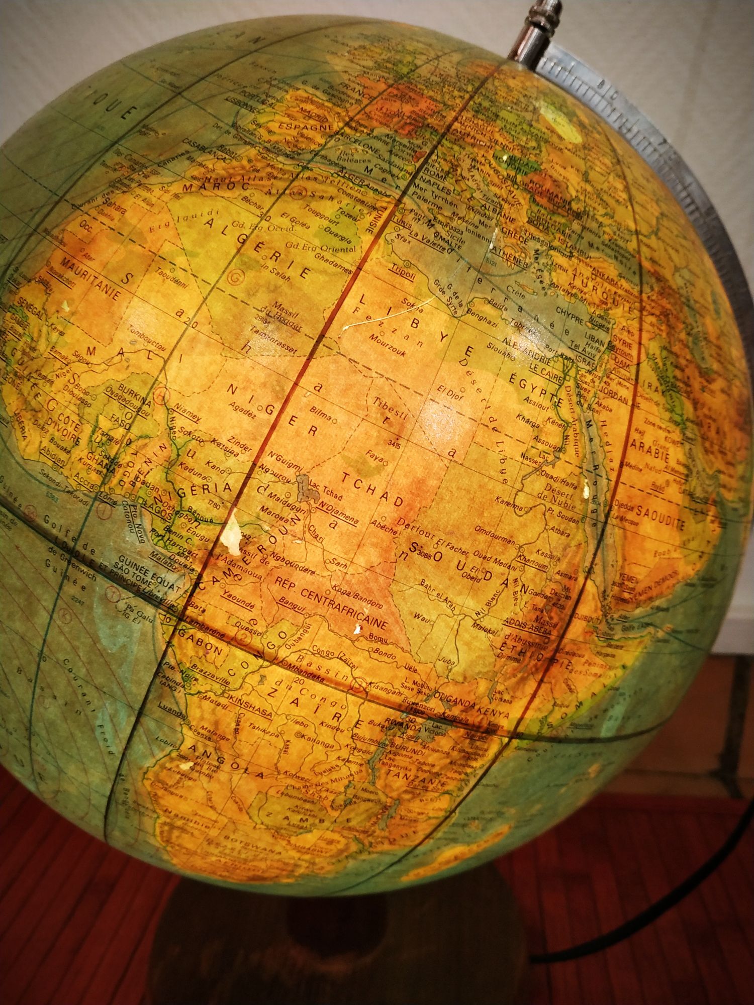 Luminous globe Räth 80's