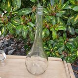 Glass bottle