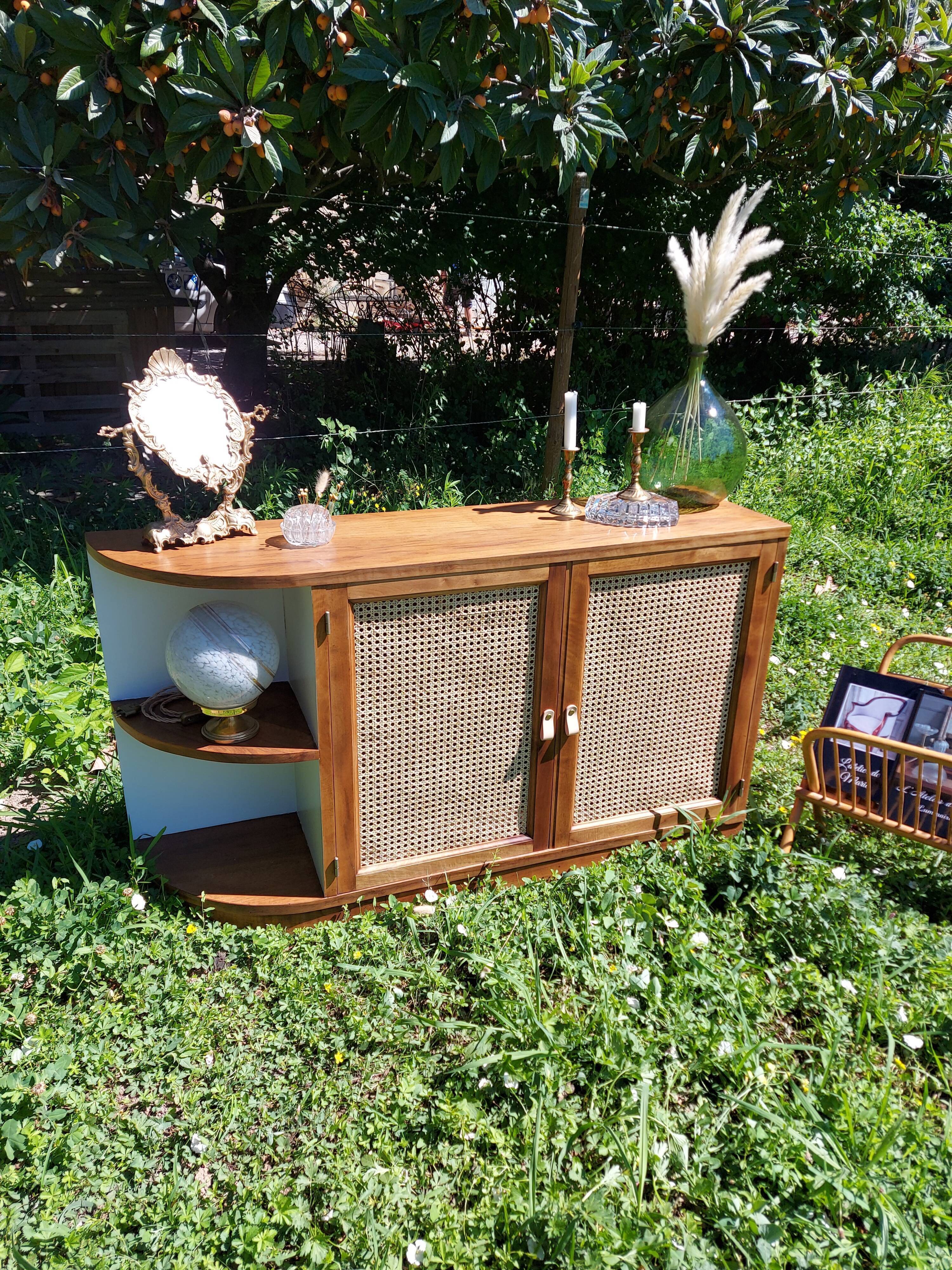 Meuble vintage canné