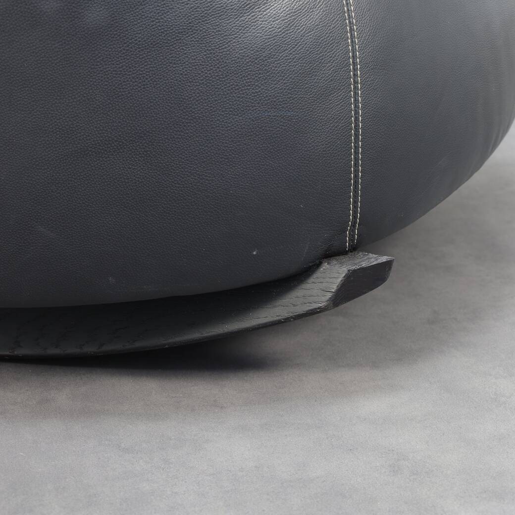 Lounge chair Dim Sum by Simon Pengelly for Montis, 2012