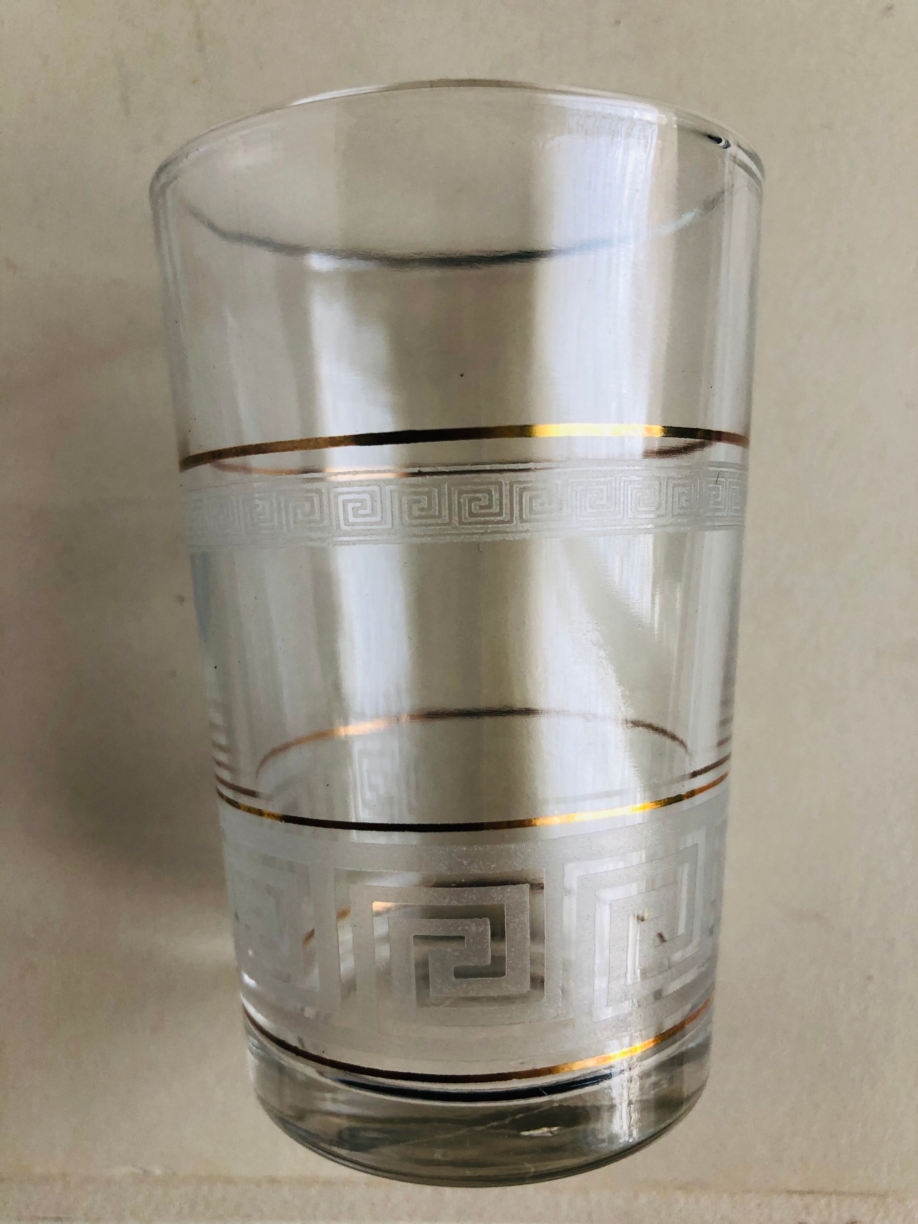 Set of 8 tea glasses