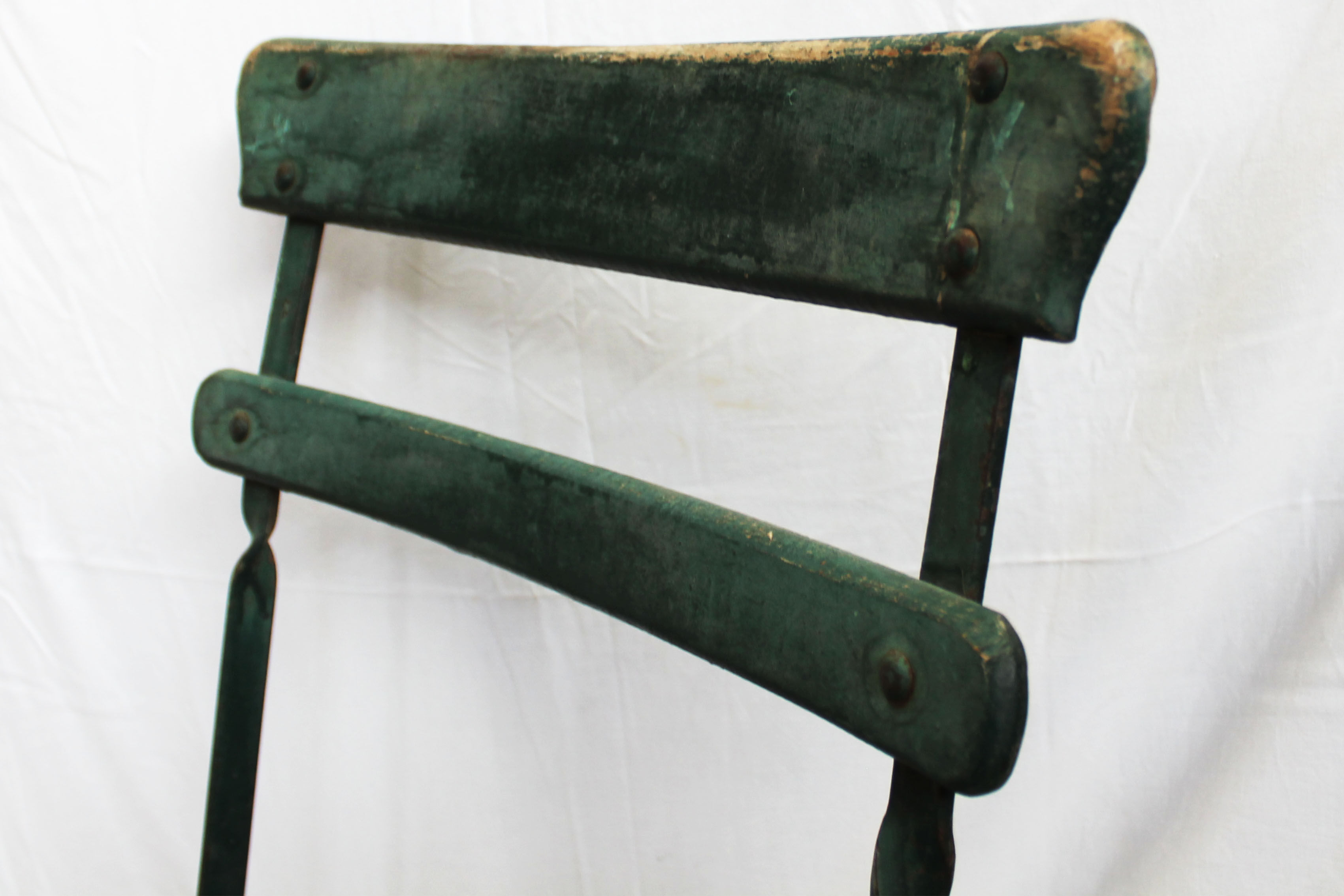 Bistro folding chair
