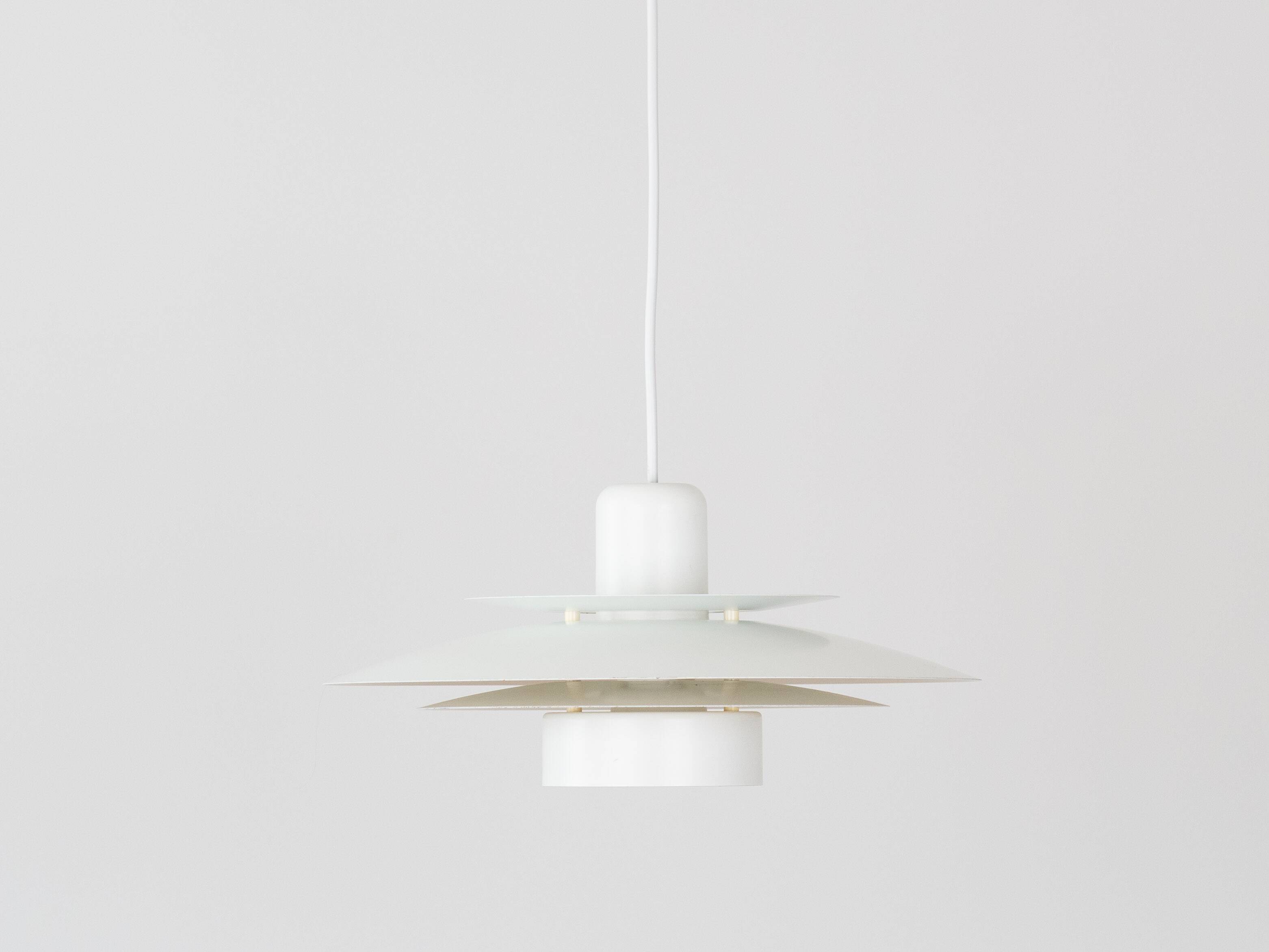 Paire de suspensions danoises par ES Horn, années 1980