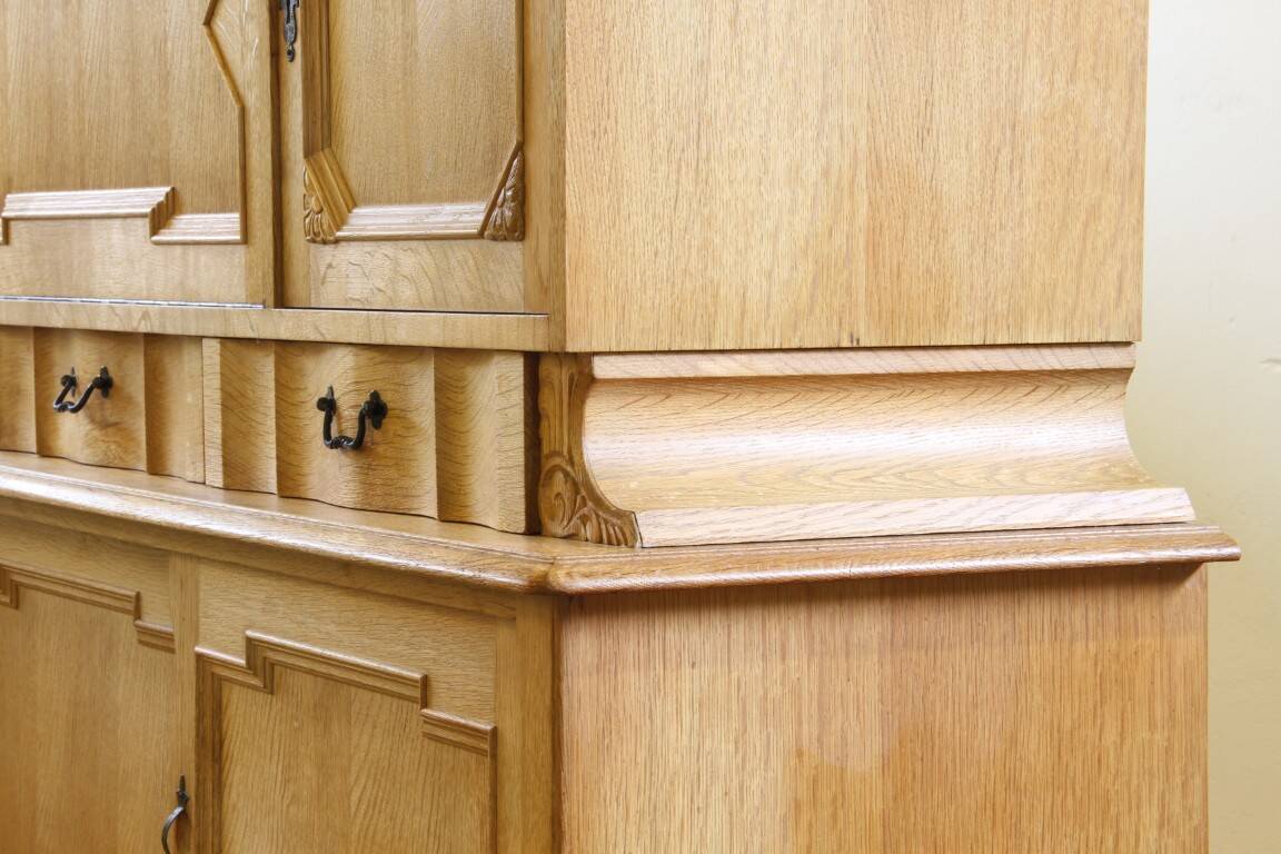 Vintage 1960s oak cabinet - cupboard style of Danish design Henning Kjærnulf