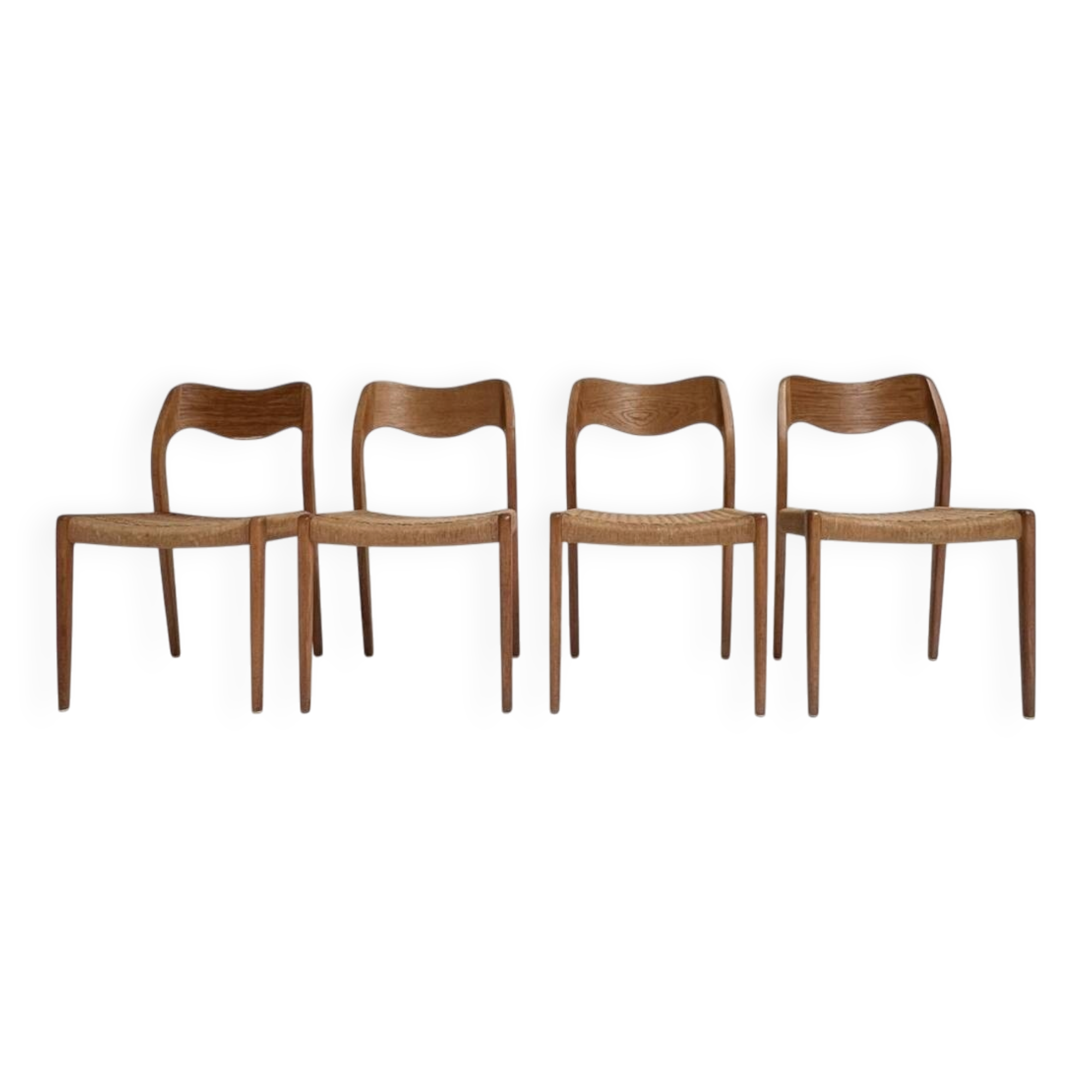 Lot de 4 chaises vintage Møller modèle 71
