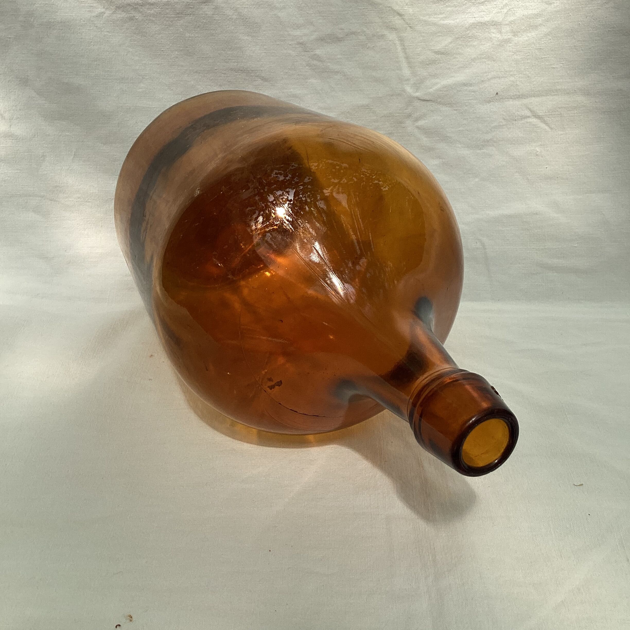 Amber glass bottle