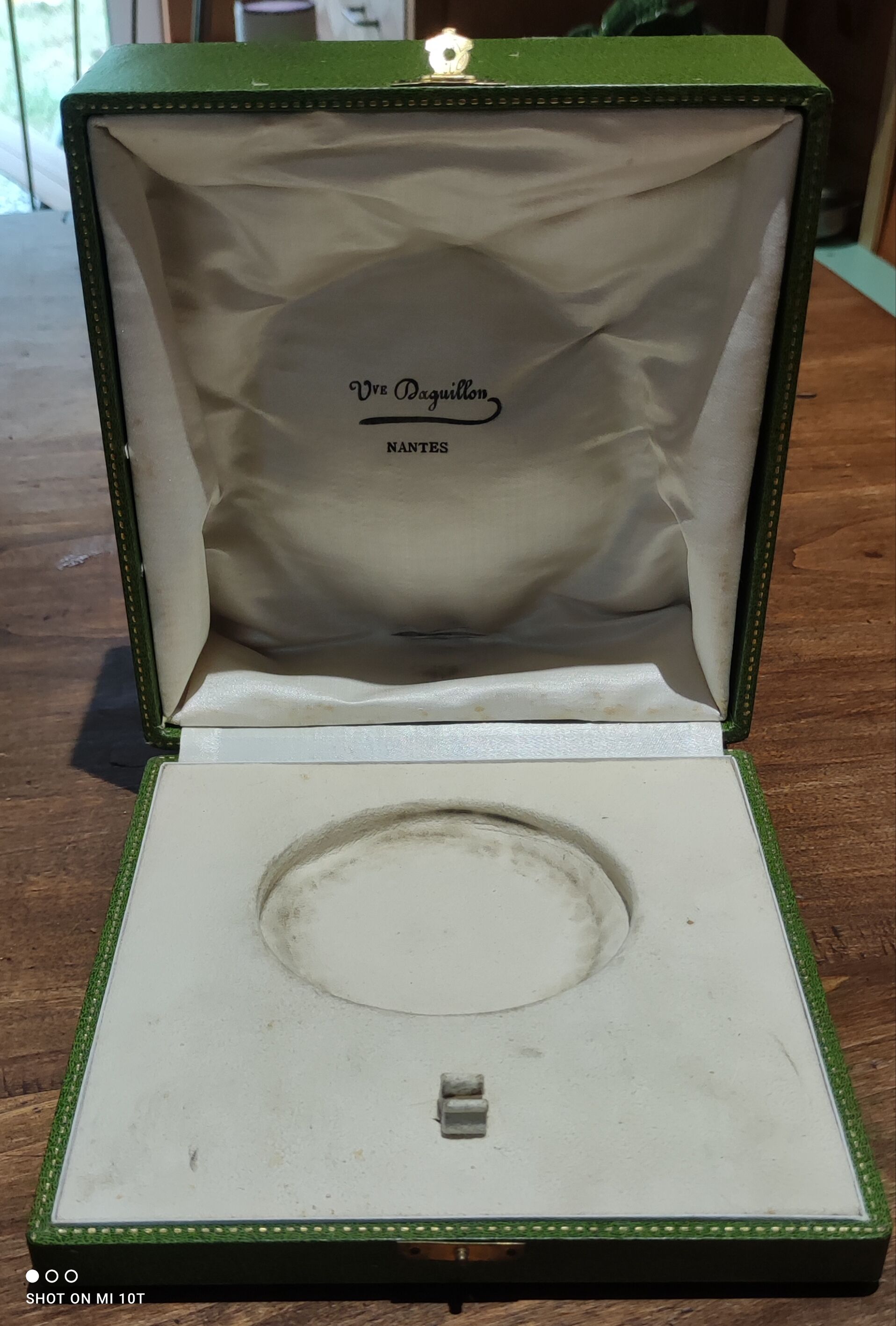 Silver metal table set box/Daguillon Nantes