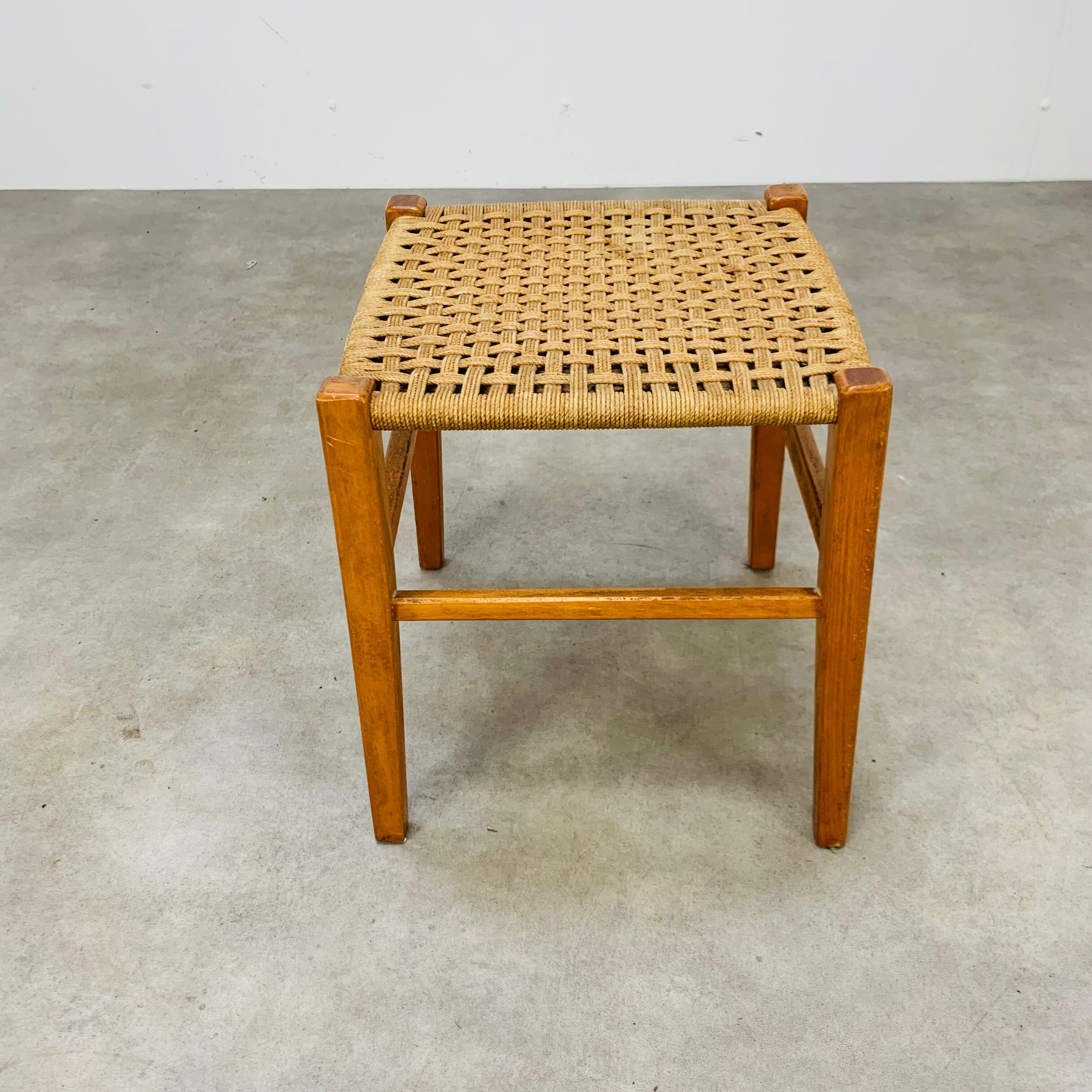 Rope stool and square wood 60s