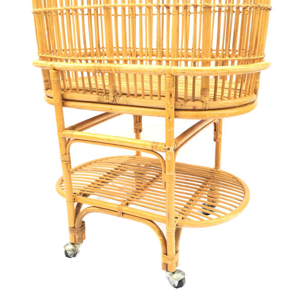 Berceau en rotin vintage pour bébé