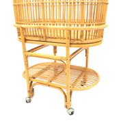 Berceau en rotin vintage pour bébé