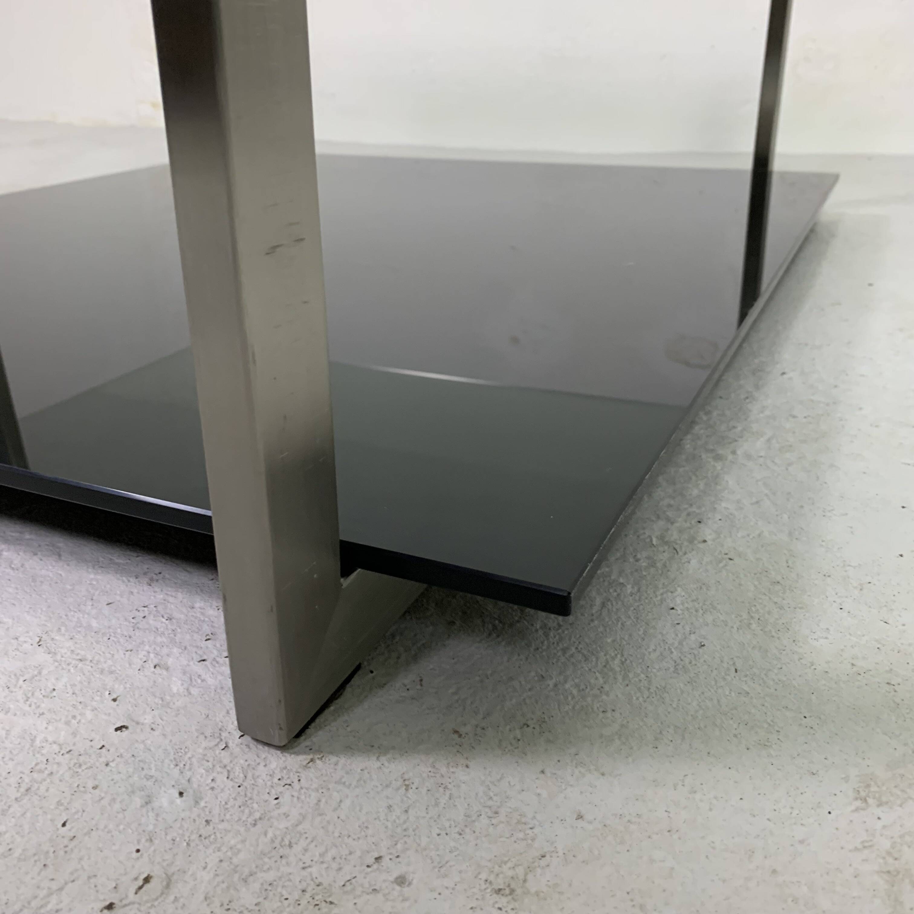 Glass coffee table 110 x 110 cm in the style of Rolf Benz and Metaform