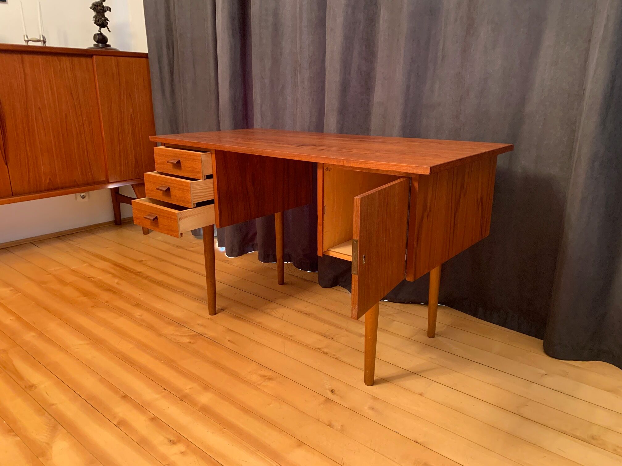Desk, Denmark, 1960s