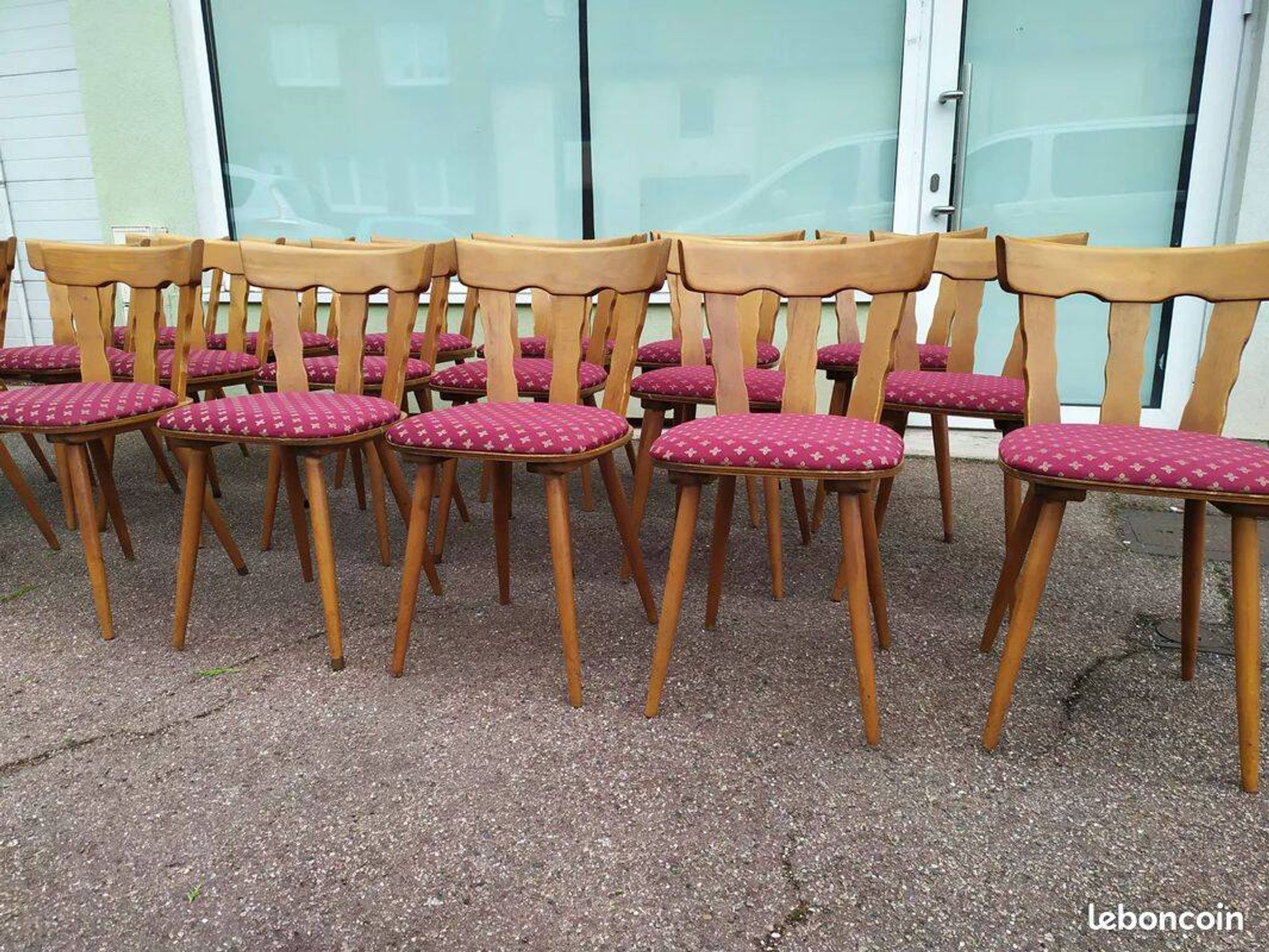 Set of 20 vintage wooden bistro chairs with cushions, year 7