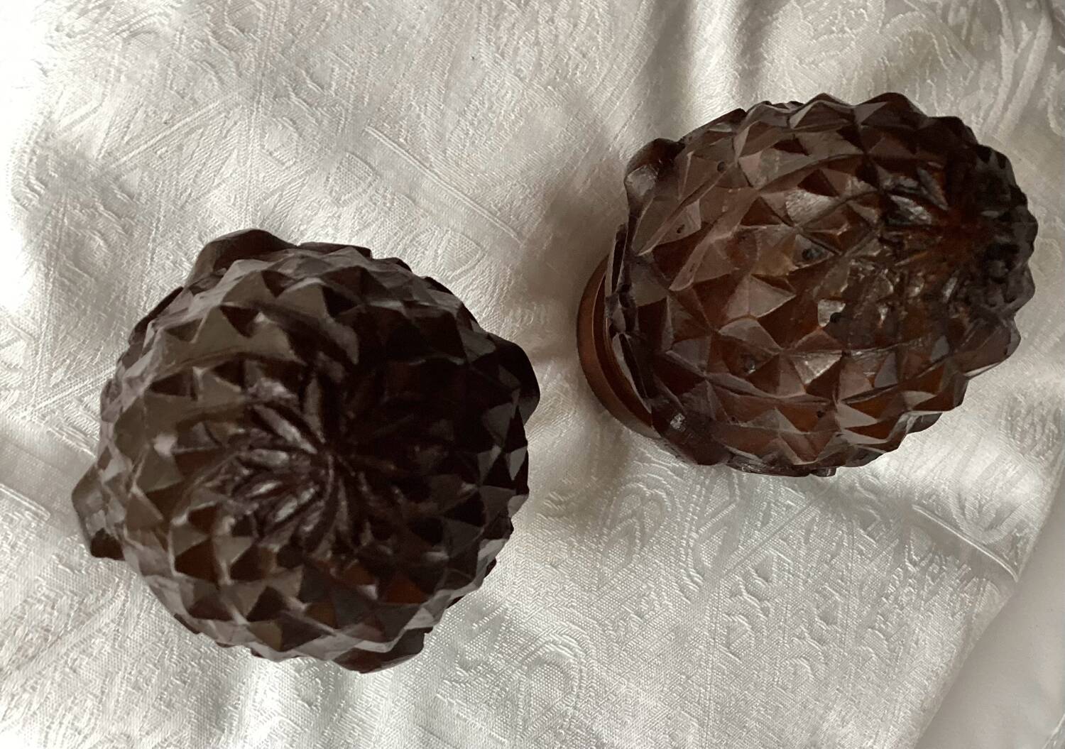 Set of 2 old pine cone shaped wooden tips