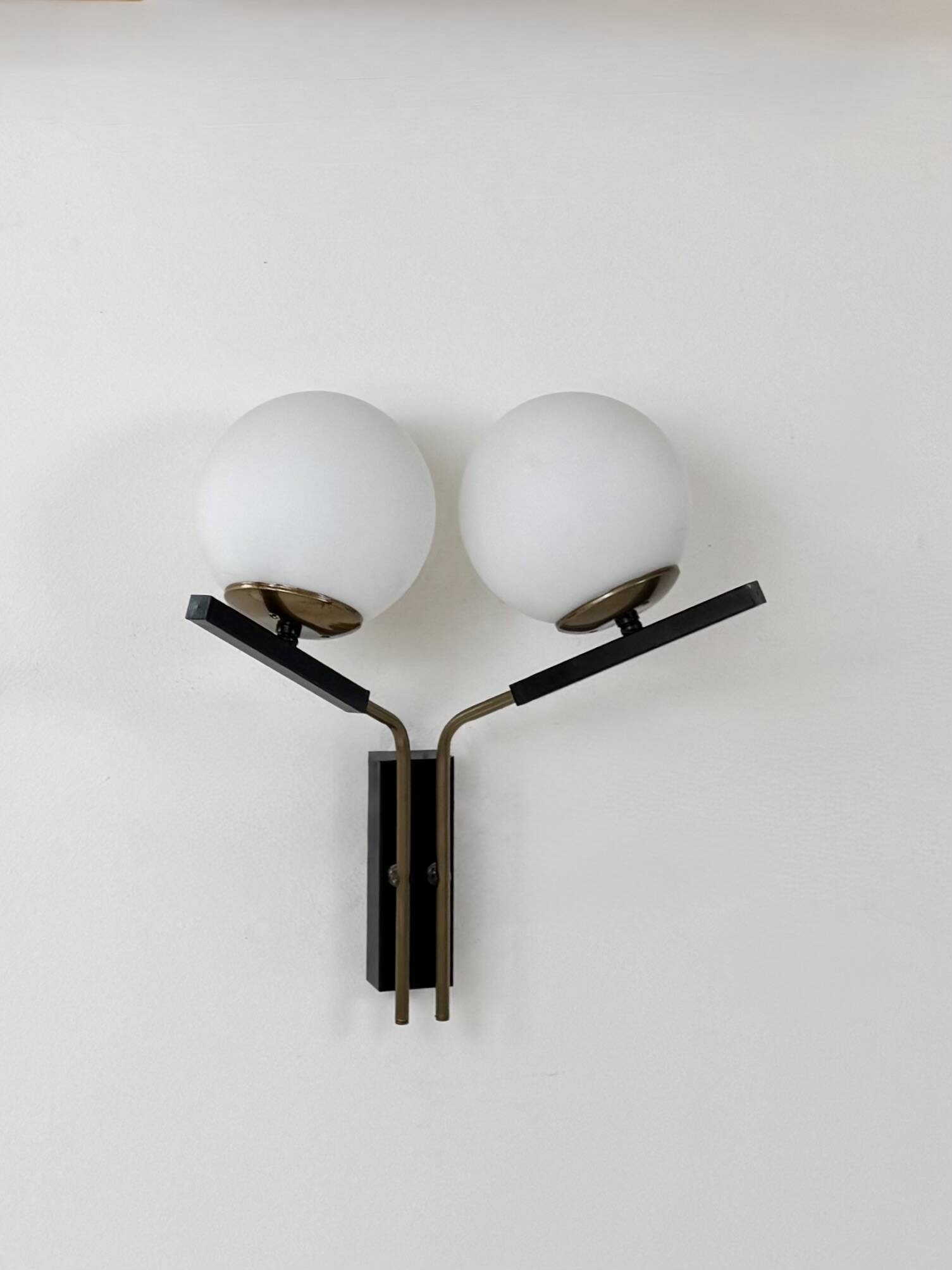 Vintage double opaline and brass wall light, France, 1970.