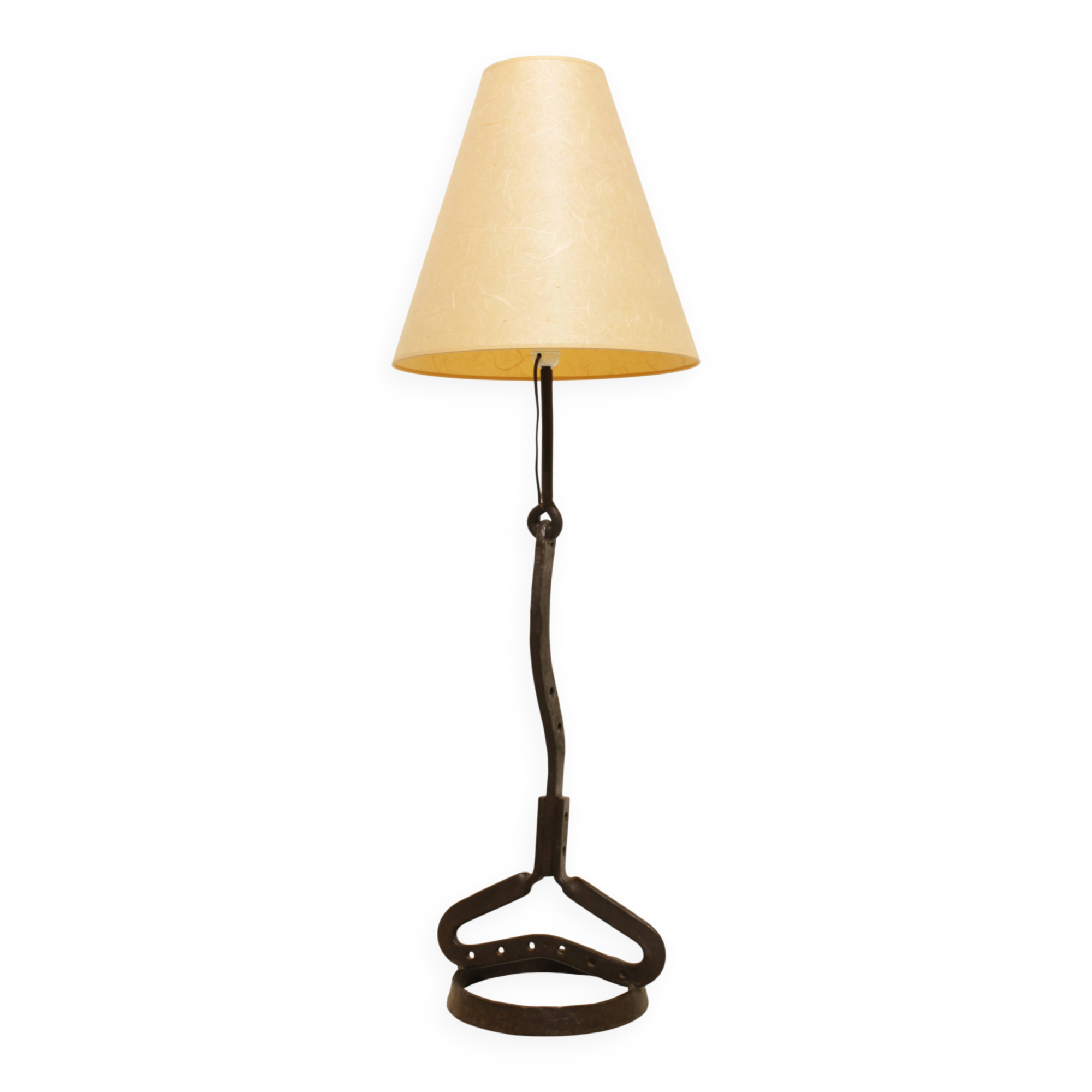 Lampadaire en fer forgé attribué à Léopold Gest