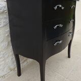 Louis XV style baroque effect chest of drawers in lacquered black color – Completely revamped