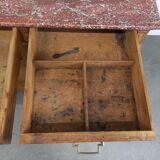 Marble top store bank