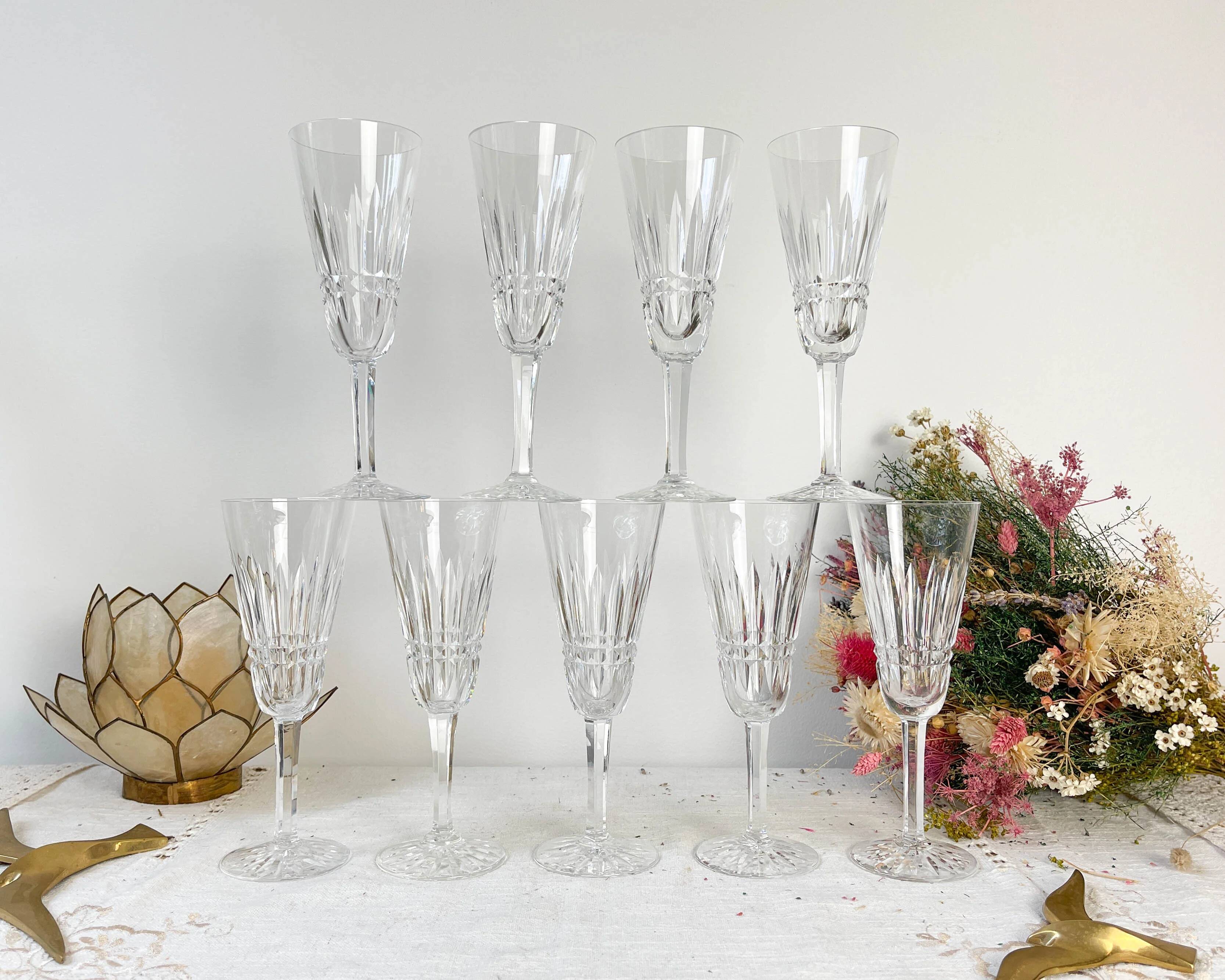 9 cut crystal flutes French
