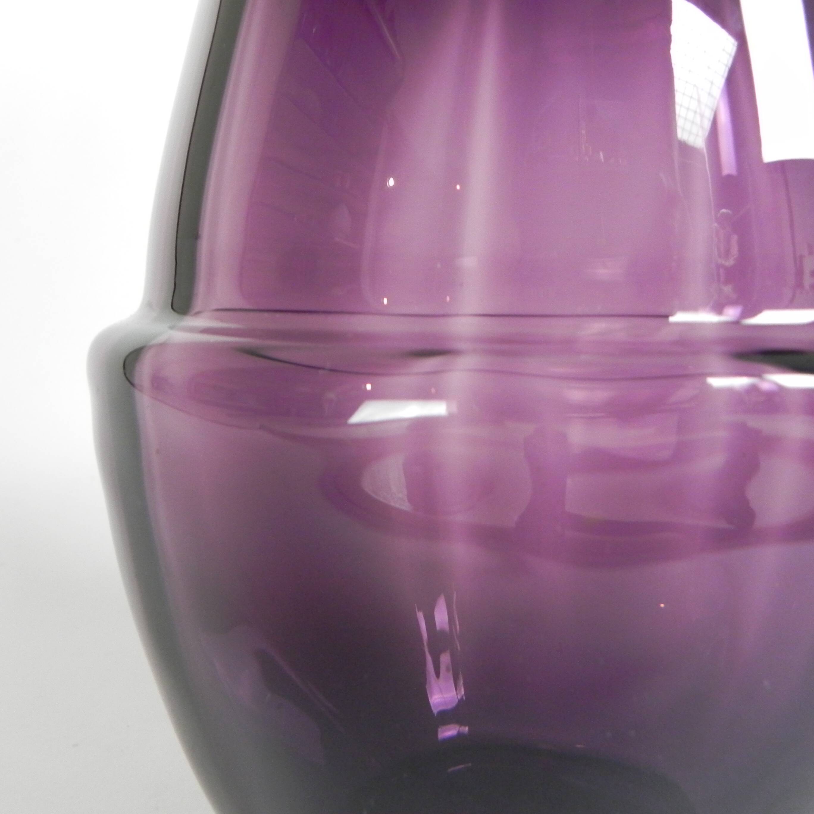 Art Deco vase Kristalunie Maastricht, Acorn model by Willem Jacob Rozendaal, 1931