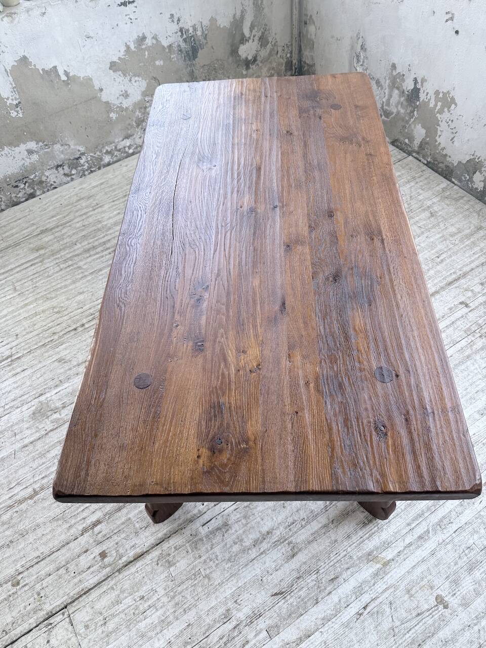 Brutalist oak table by De Puydt, Belgium 1970