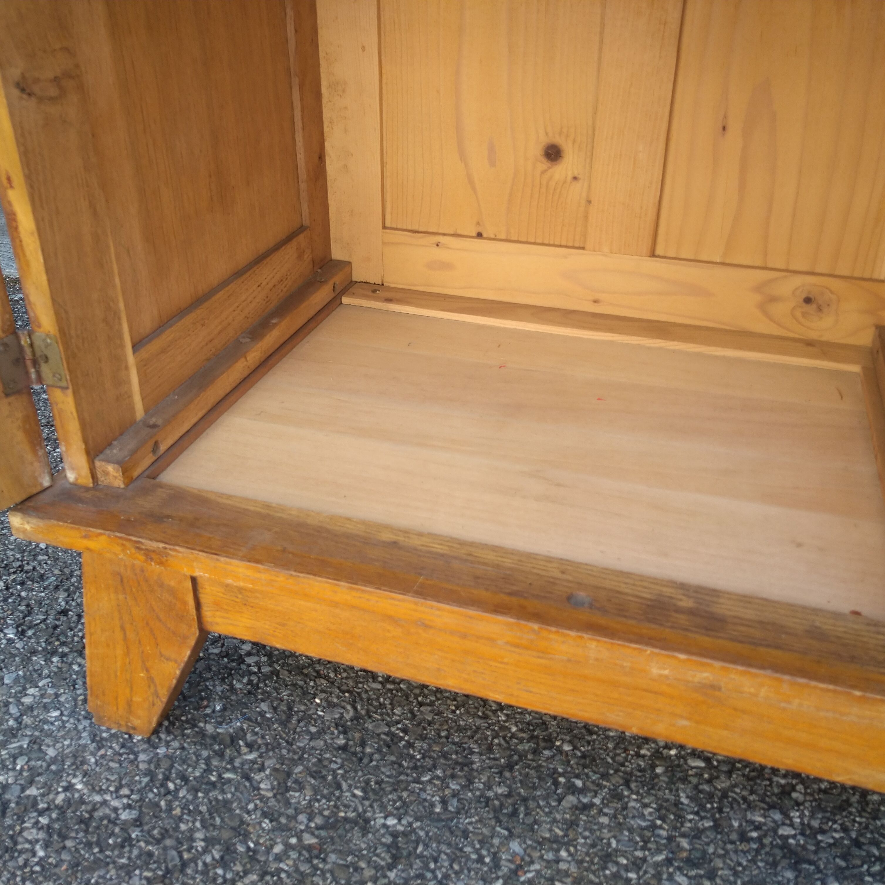 René Gabriel wardrobe