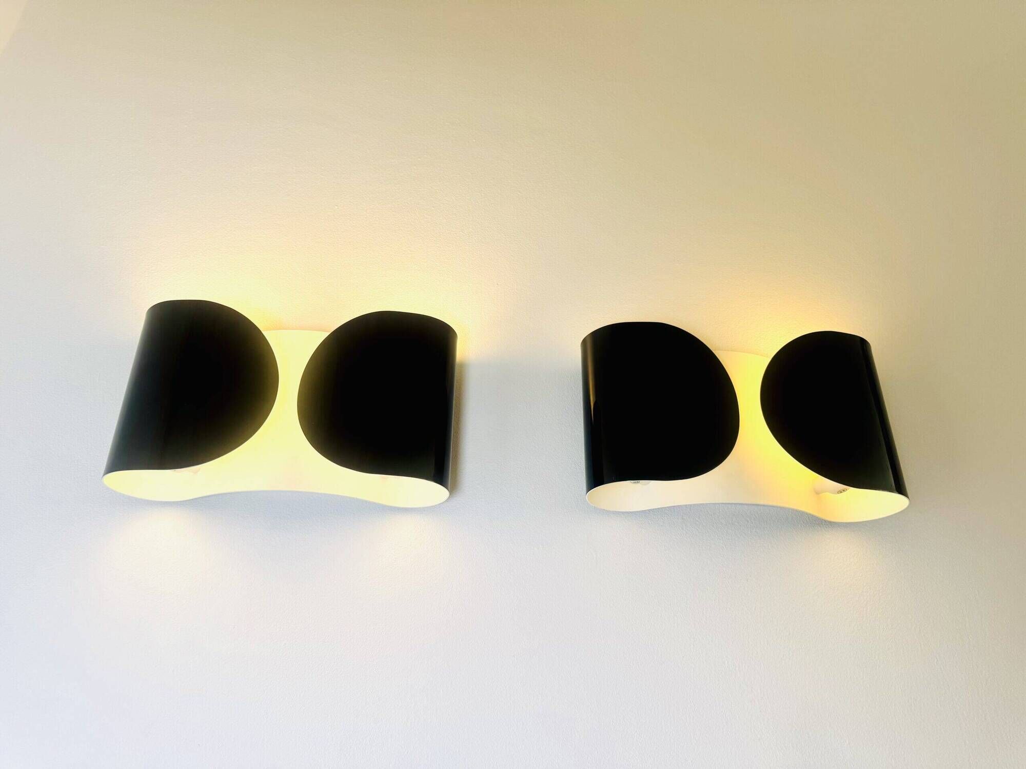 Foglio Wall Lamps In Black And White By Tobia Scarpa For Flos, Italy 1980S