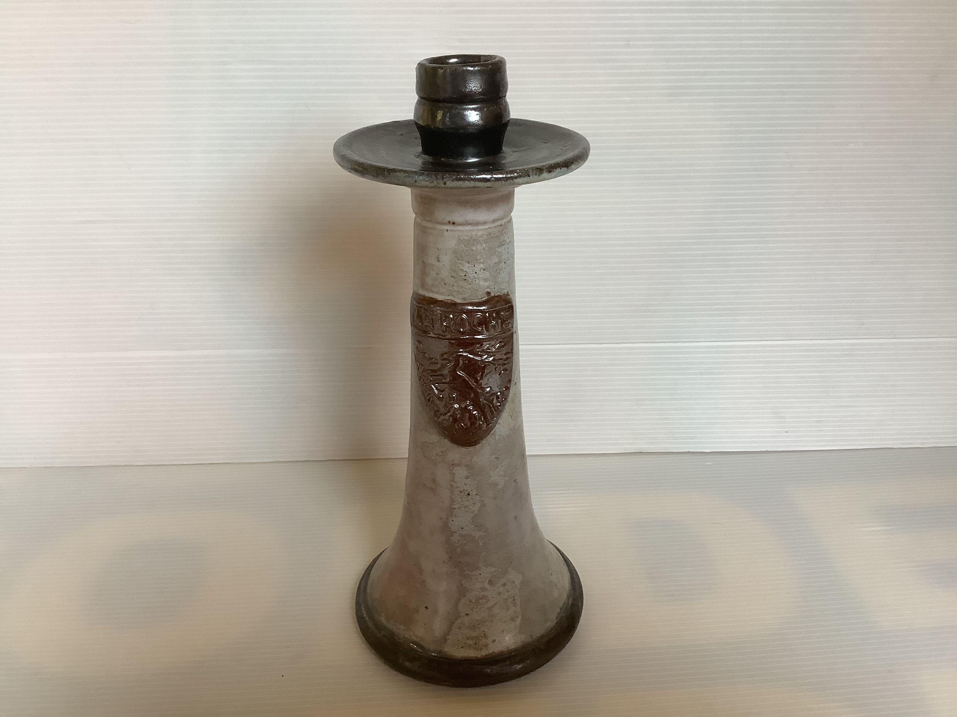 Bouffioulx style stoneware candle holder with a coat of arms