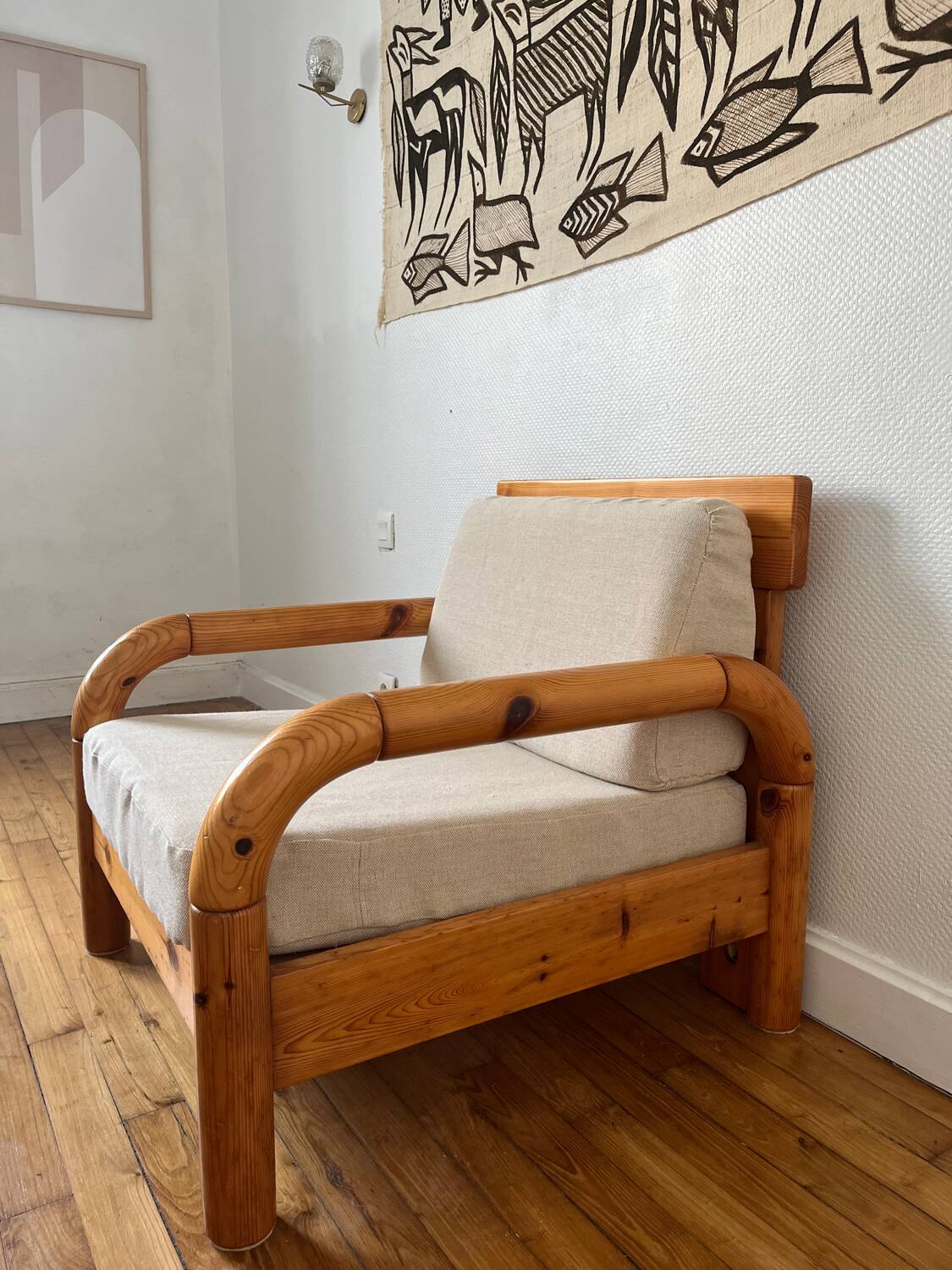 Fauteuil en pin massif esprit chalet