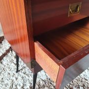 Table de chevet scandinave deux tiroirs
