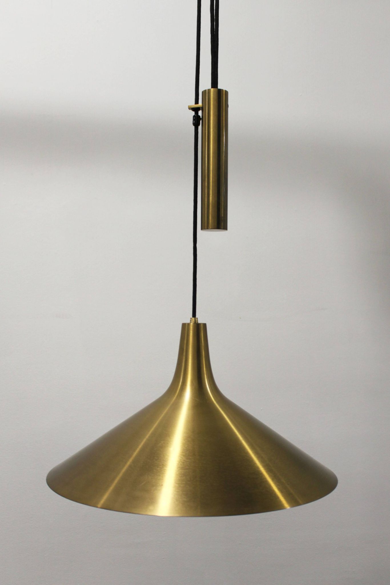 Suspension à contrepoids « Fujiyama » par Th. Valentiner, Copenhague, Danem