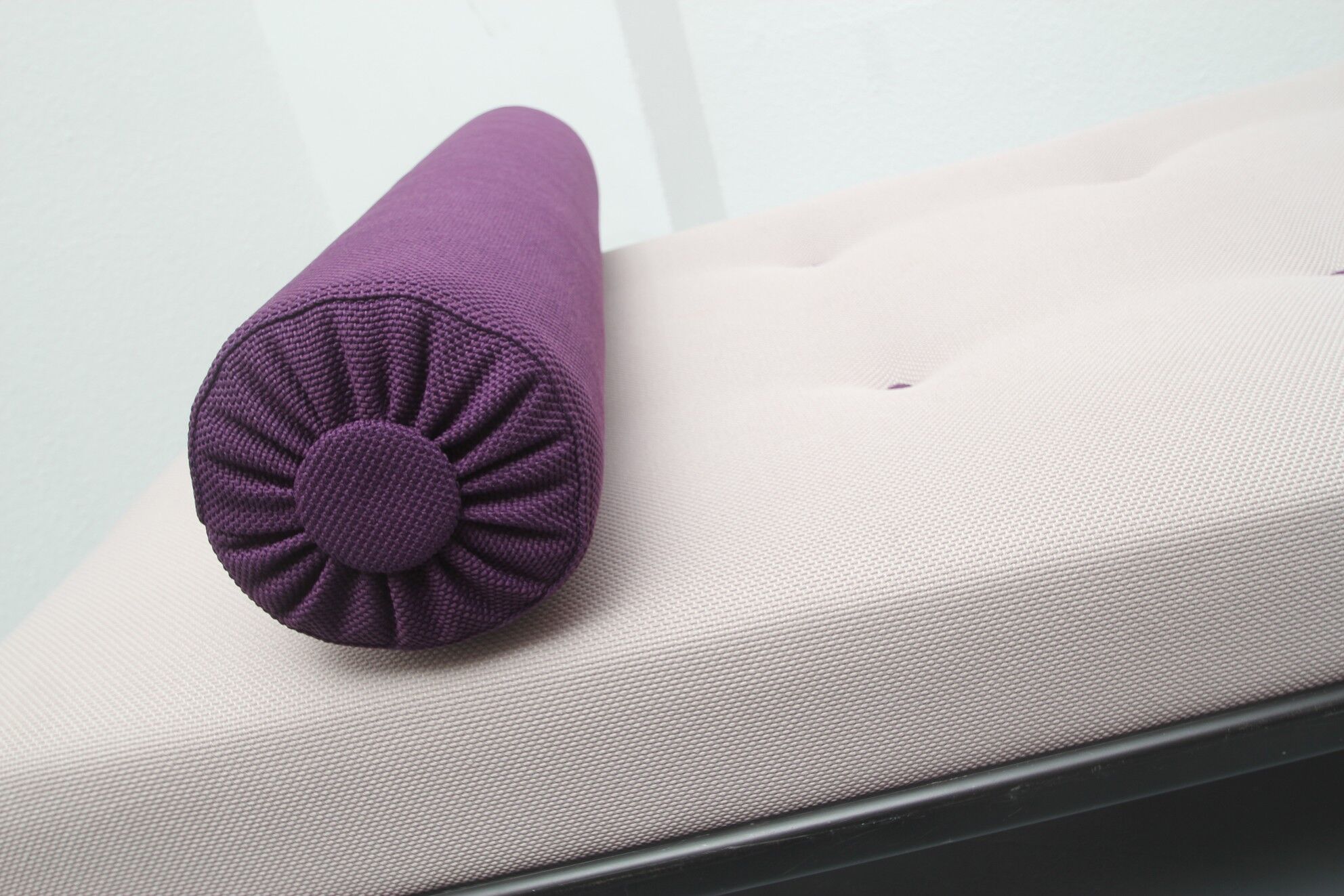 Daybed in violet 1960