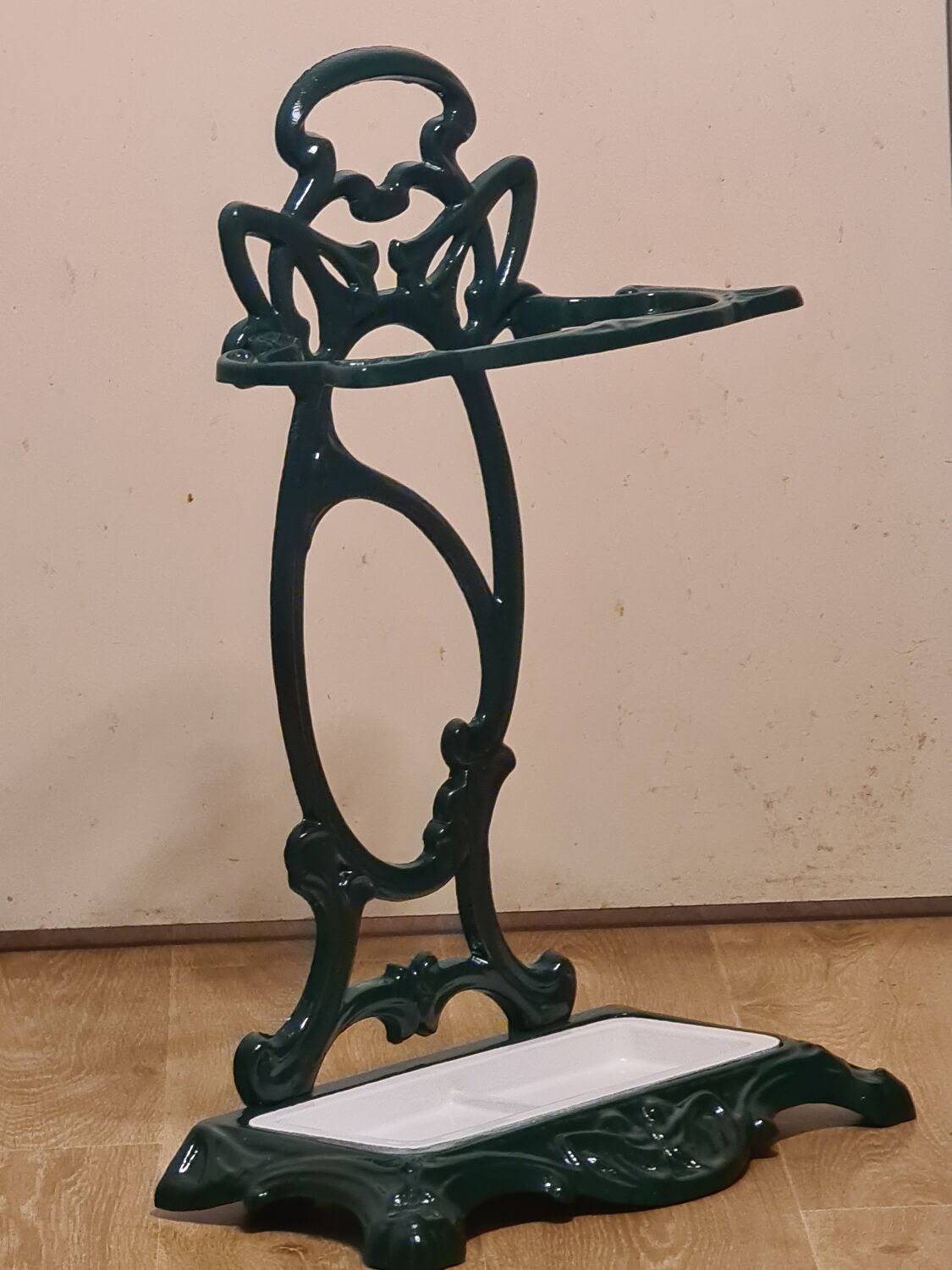 Umbrella door cast iron Art Nouveau early twentieth century