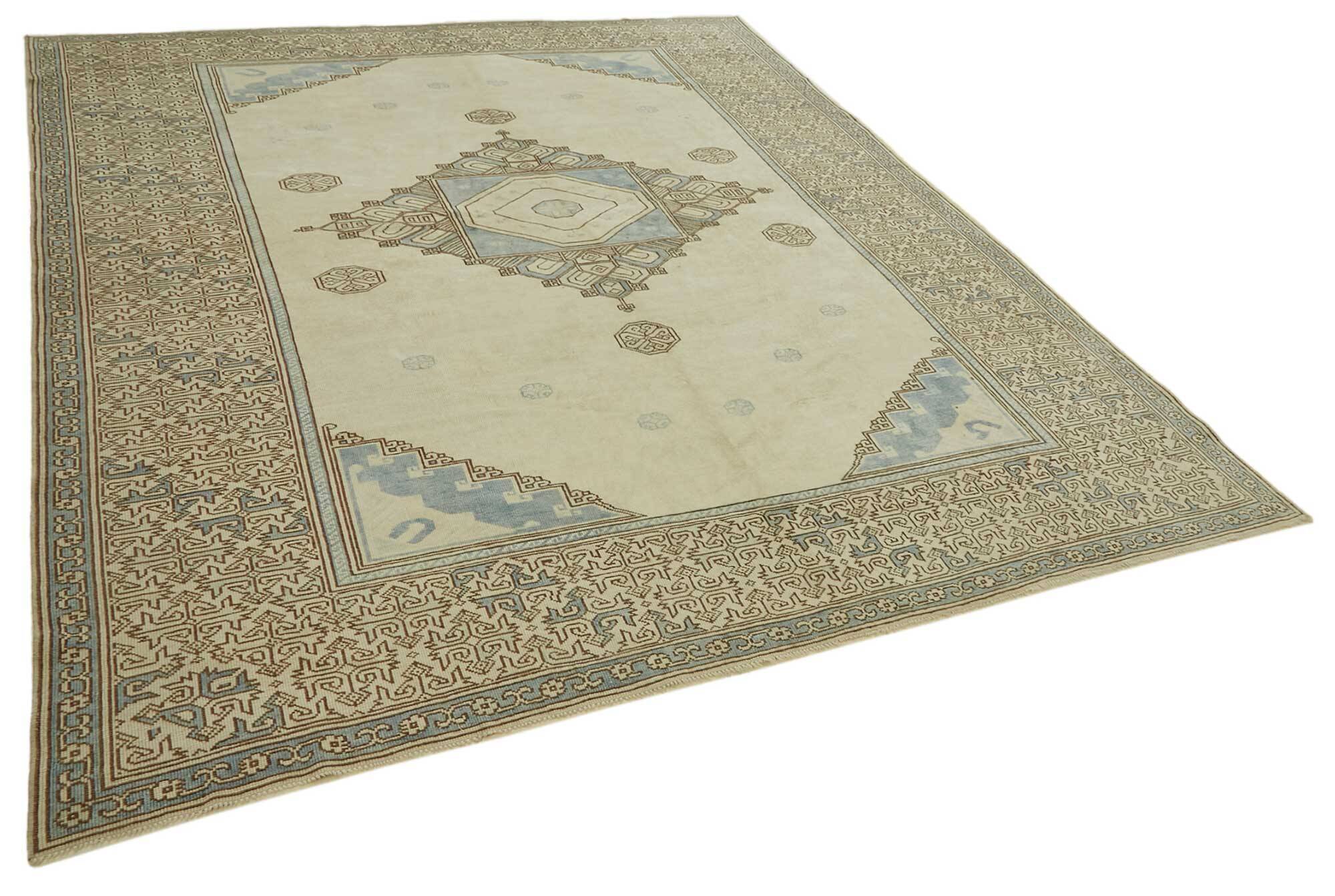 Turkish Vintage Anatolian Rug 245 cm x 296 cm