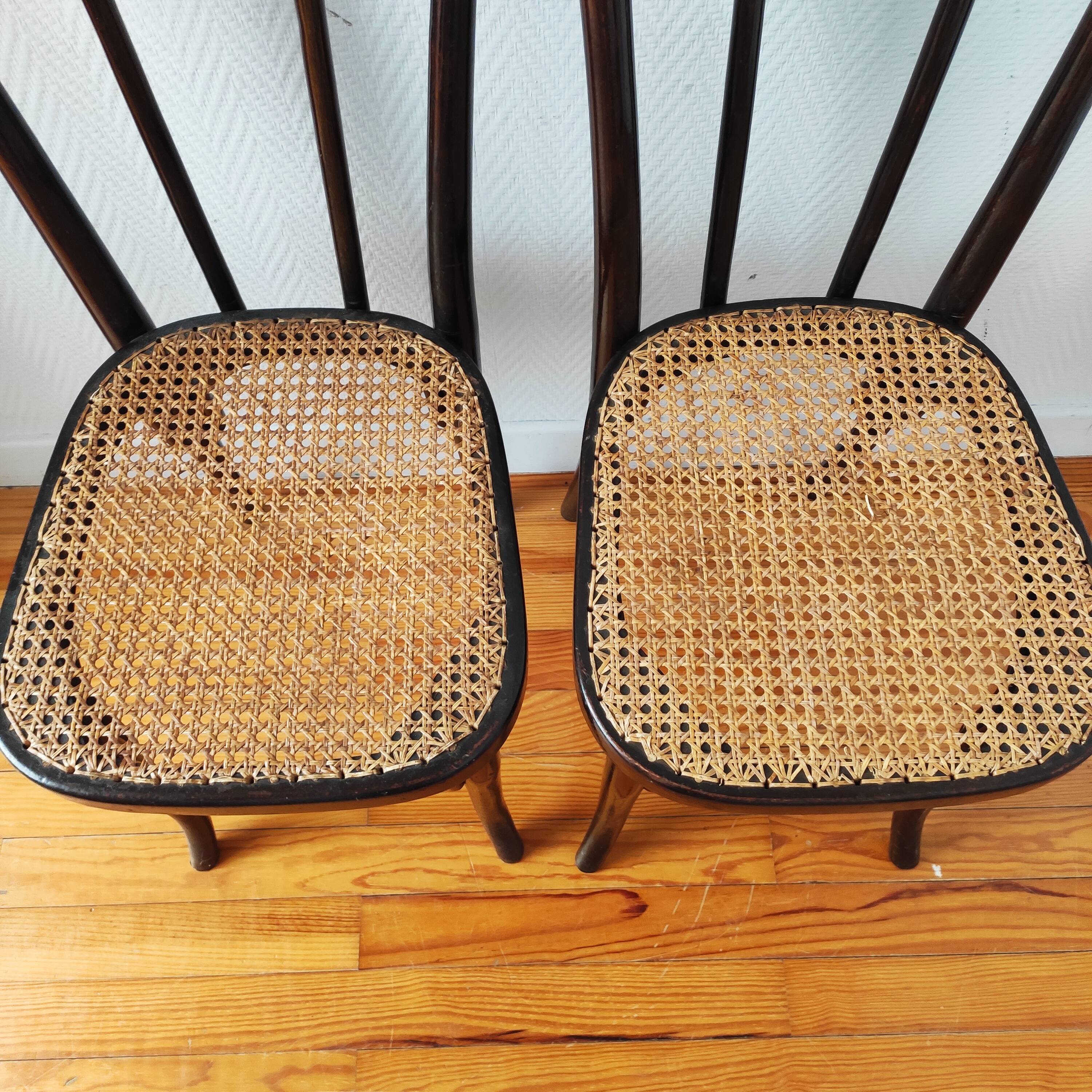 Paire de chaises bistrot Thonet N°56