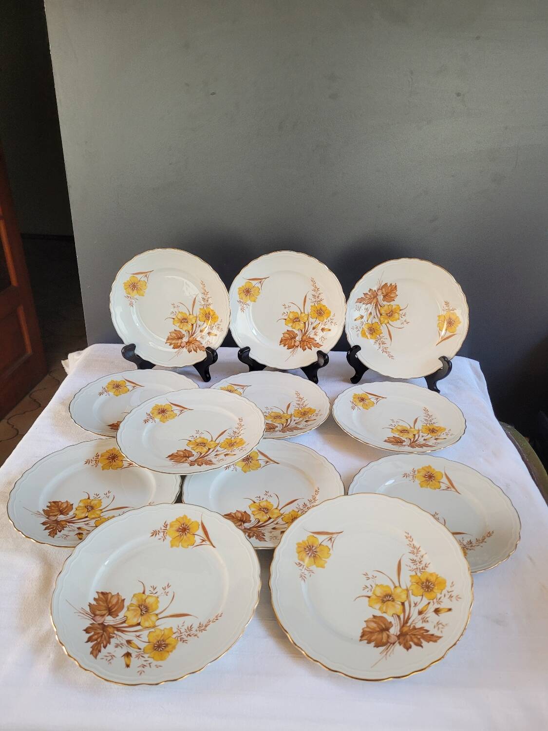 Dessert plates