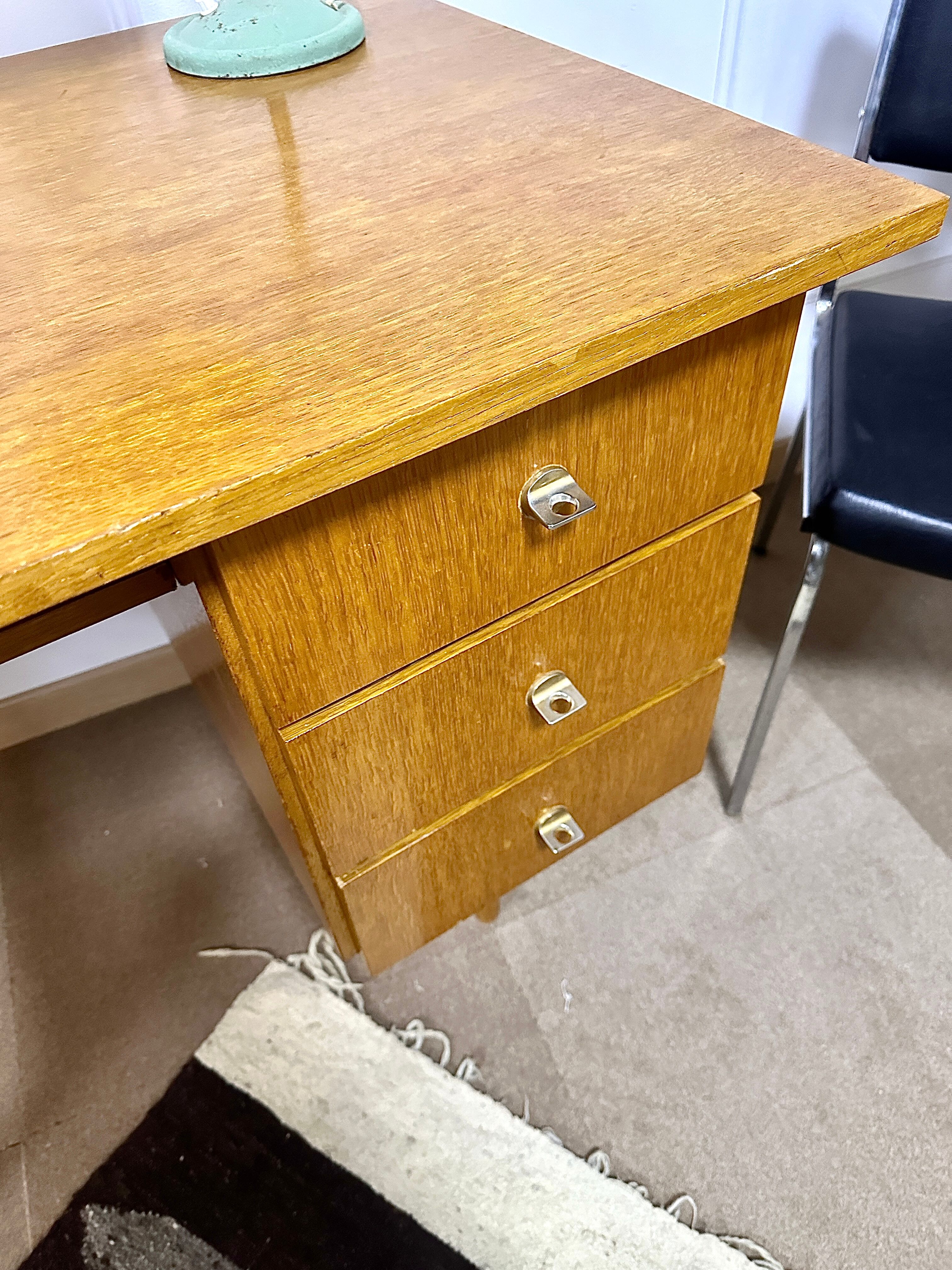 Vintage desk feet compass