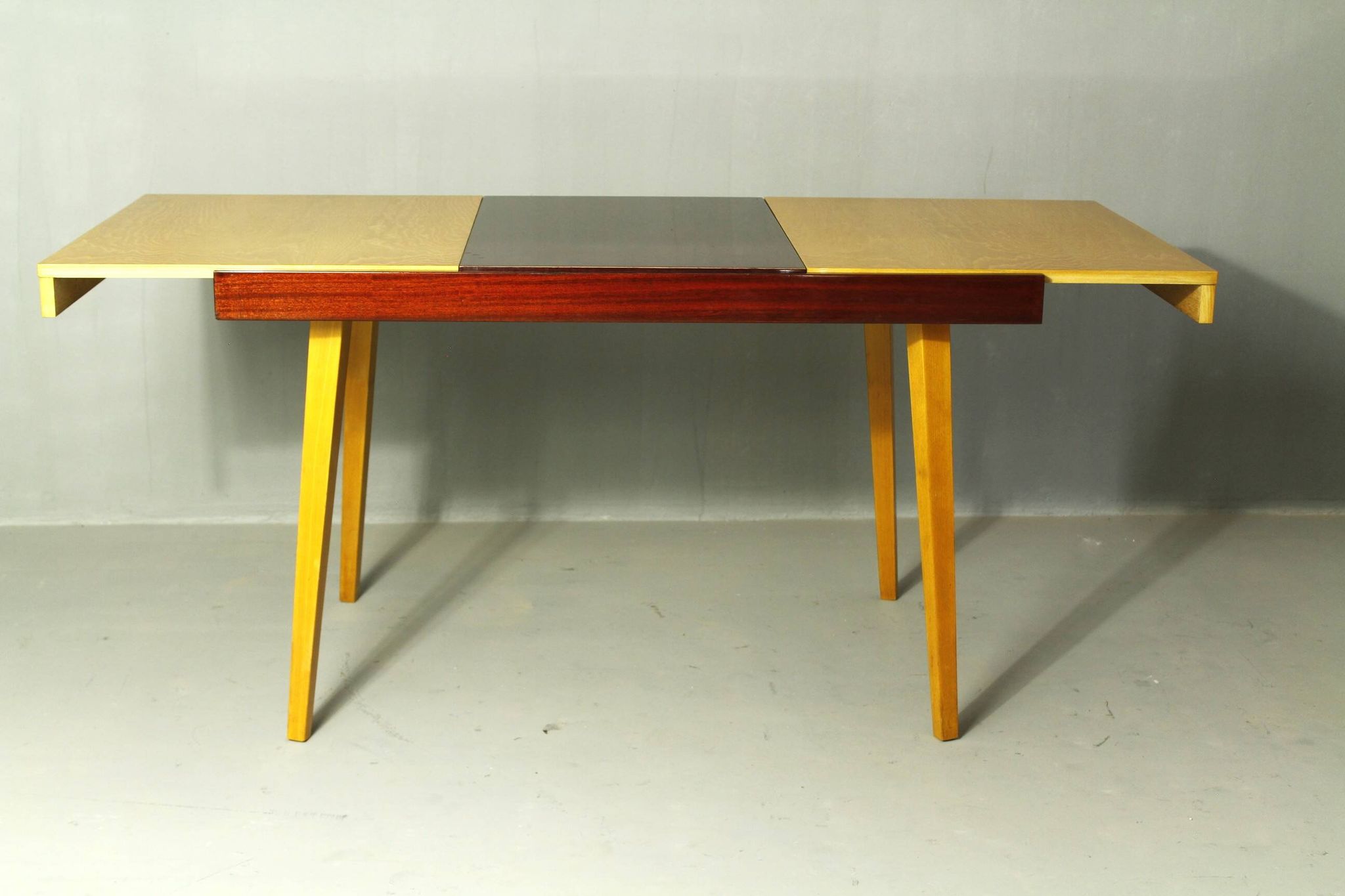 Vintage Jitona Extendable Dining Table, 1960