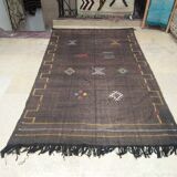 Hand-woven cactus silk carpet in Morocco 240x132 cm