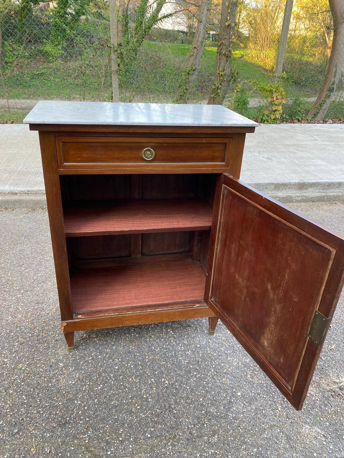Louis XVI buffet with a confiturier in wood and white marble from the 19th century.