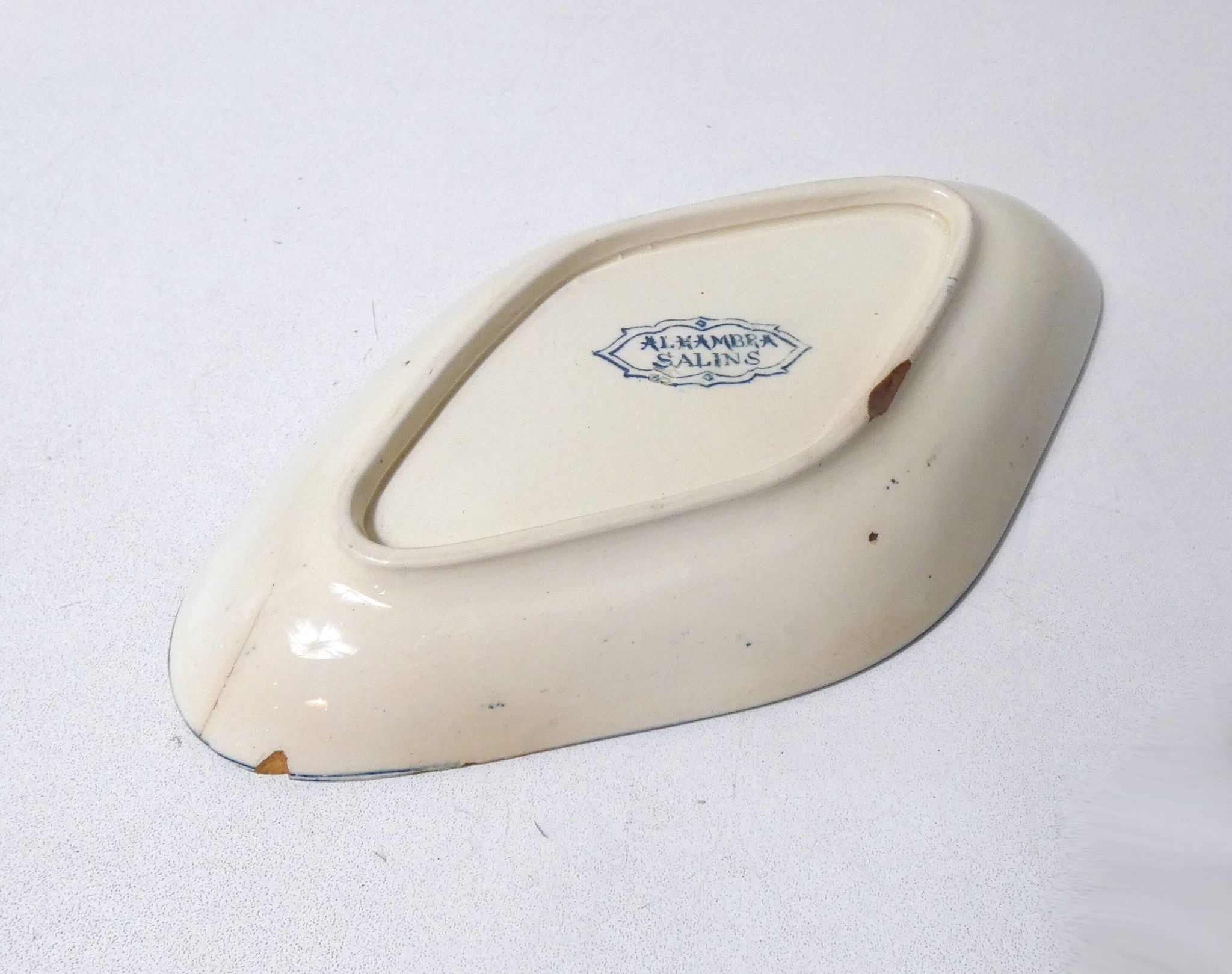 Iron earth dish alhambra salins art deco