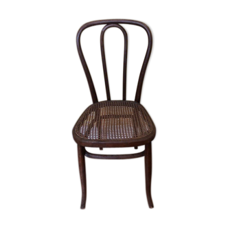 Fluted bistro chair in early 1900