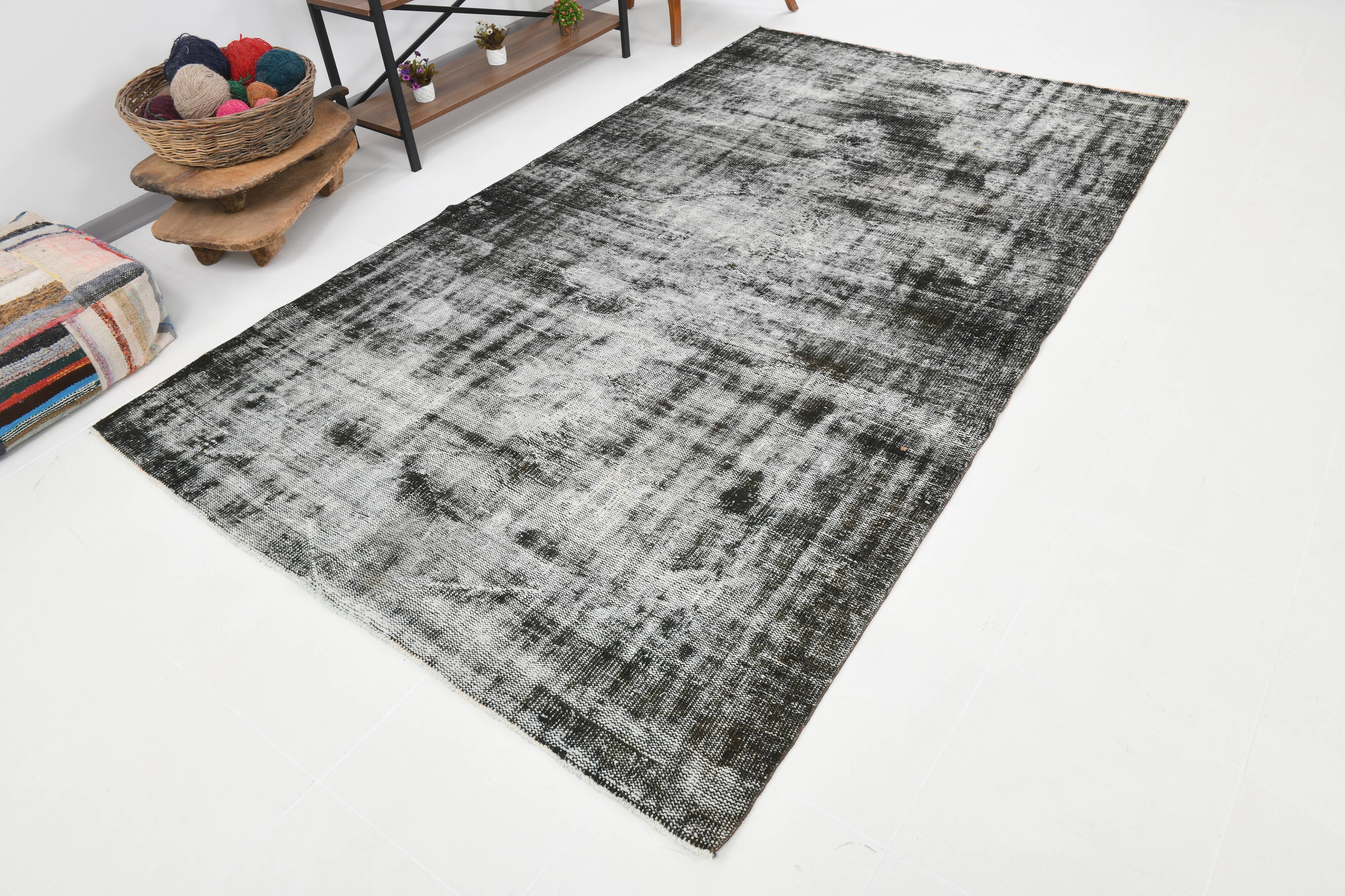 Black & gray turkish rug 302x178cm